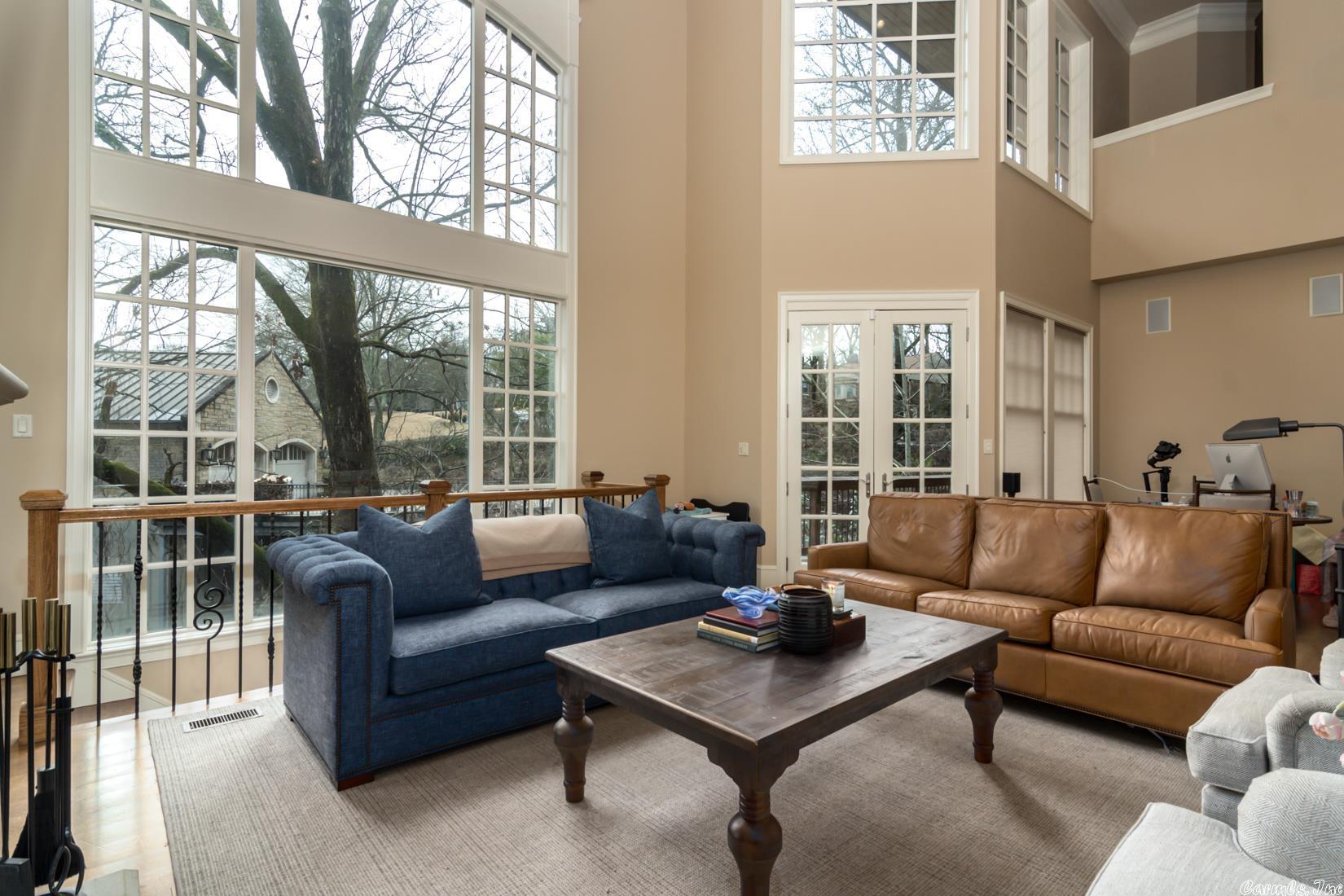 ST JOHNS WOOD - Residential
