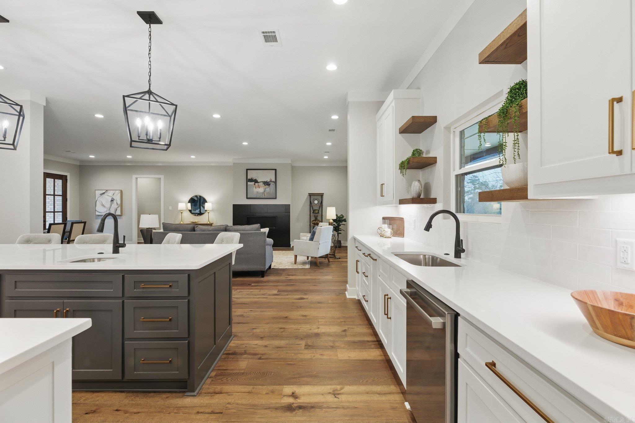 WATERVIEW ESTATES - Residential