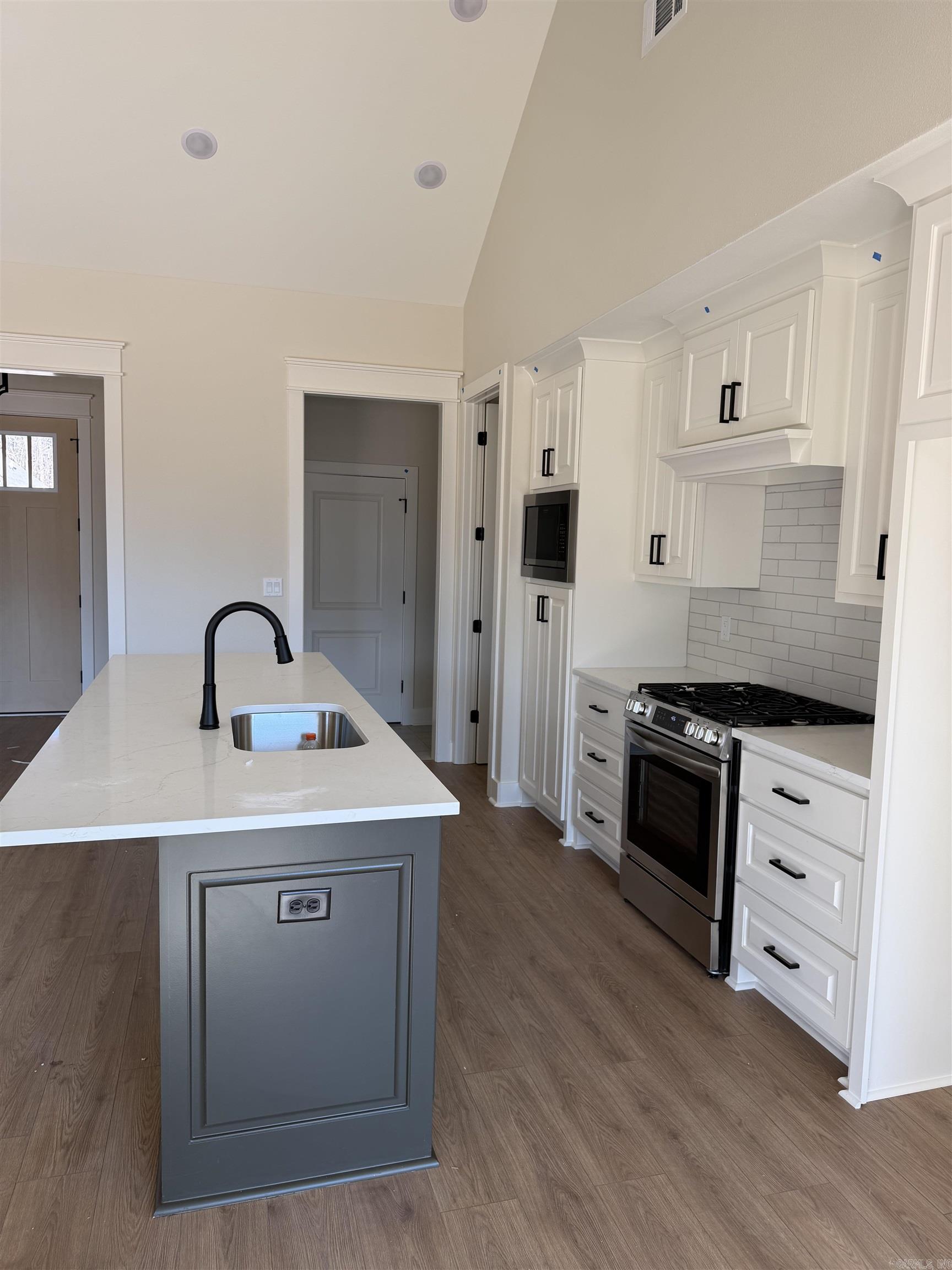 ROMAN HEIGHTS SUBDIVISION - Residential