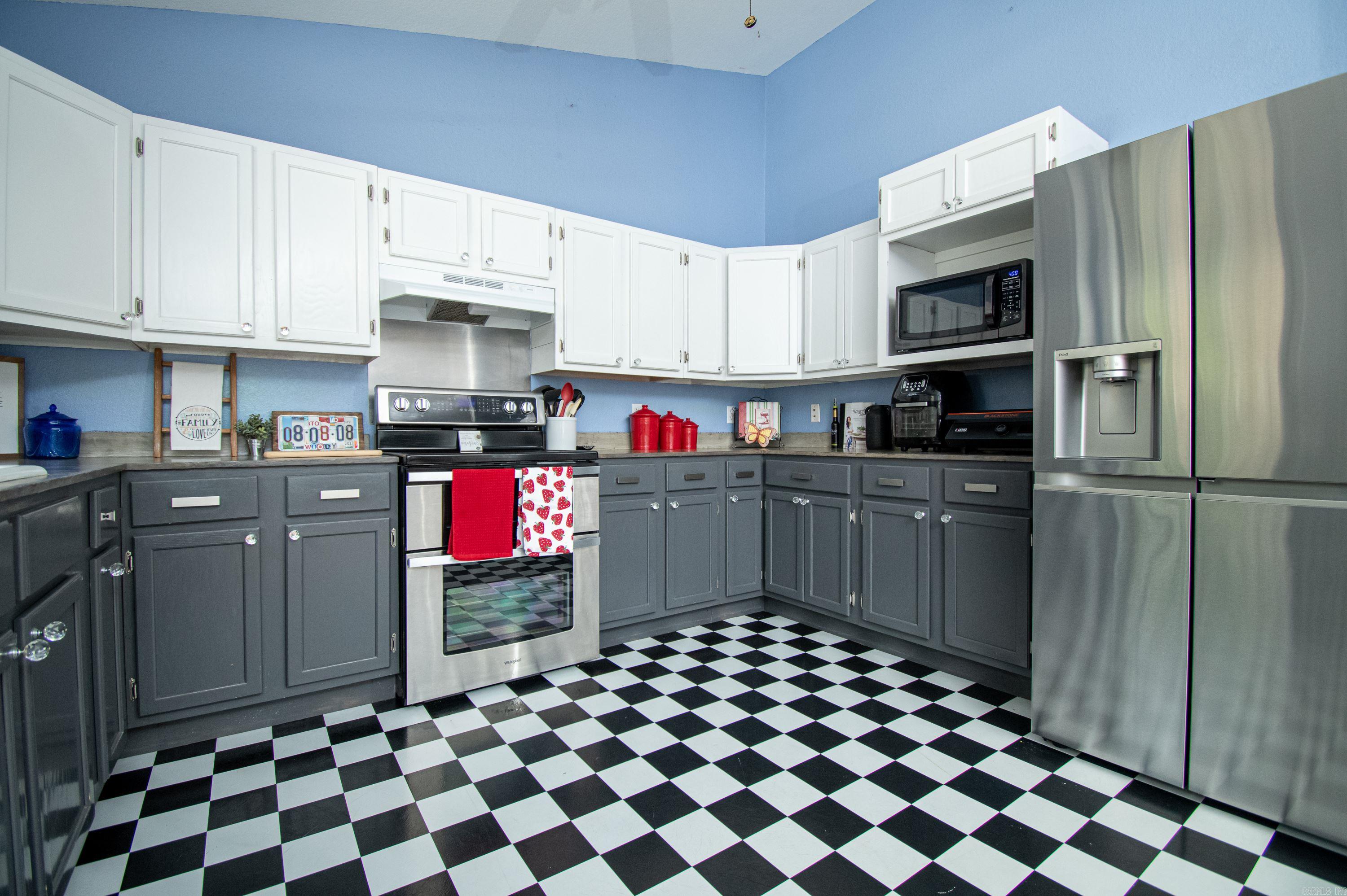 Lindsey - Residential