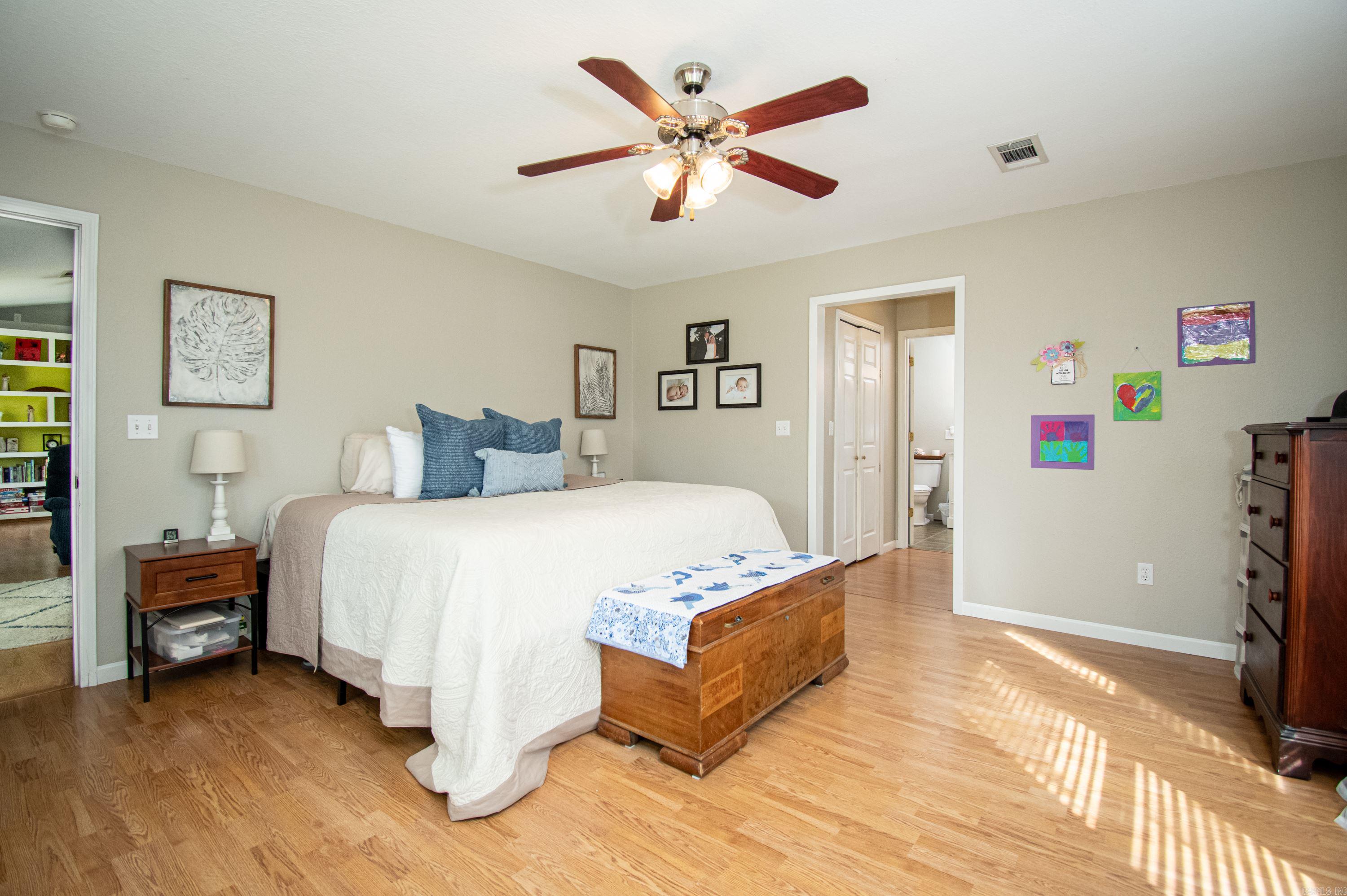 Lindsey - Residential