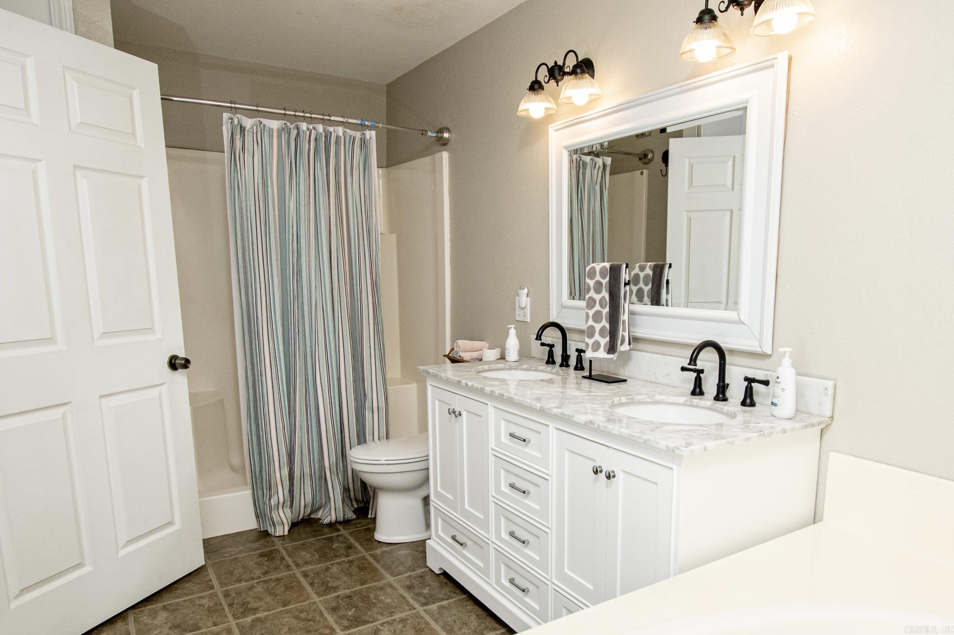 Lindsey - Residential