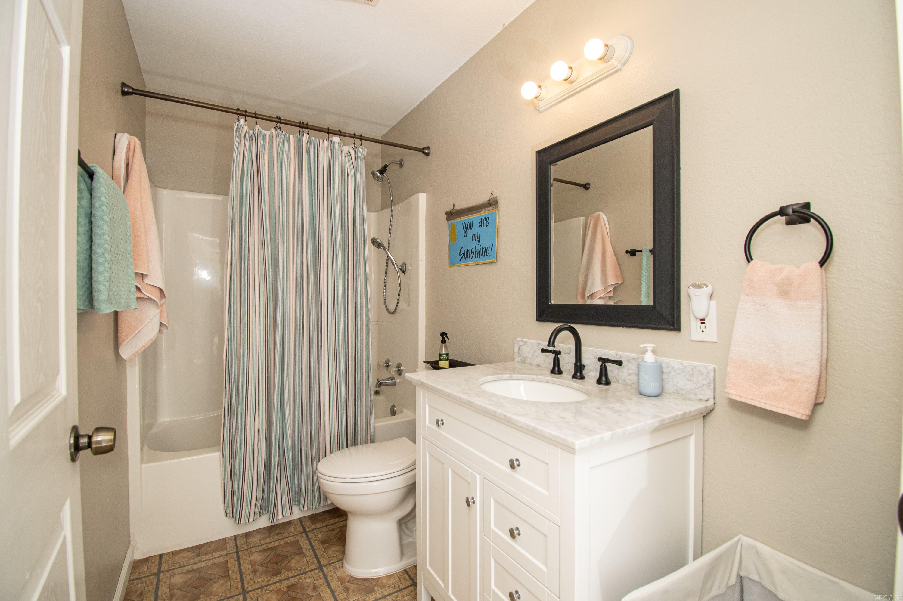 Lindsey - Residential