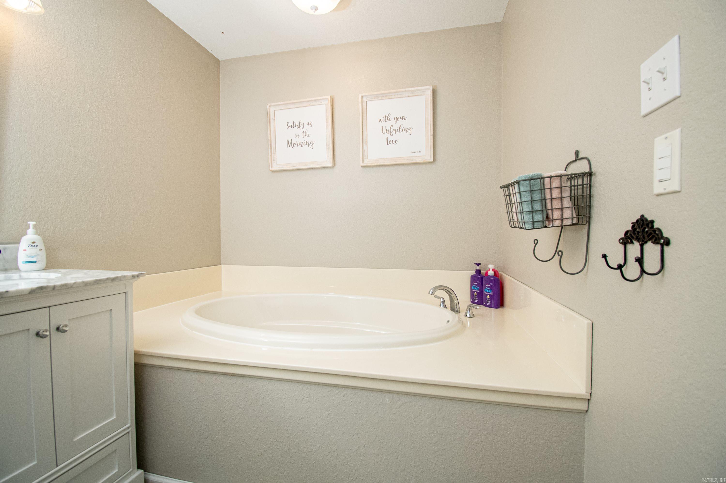 Lindsey - Residential