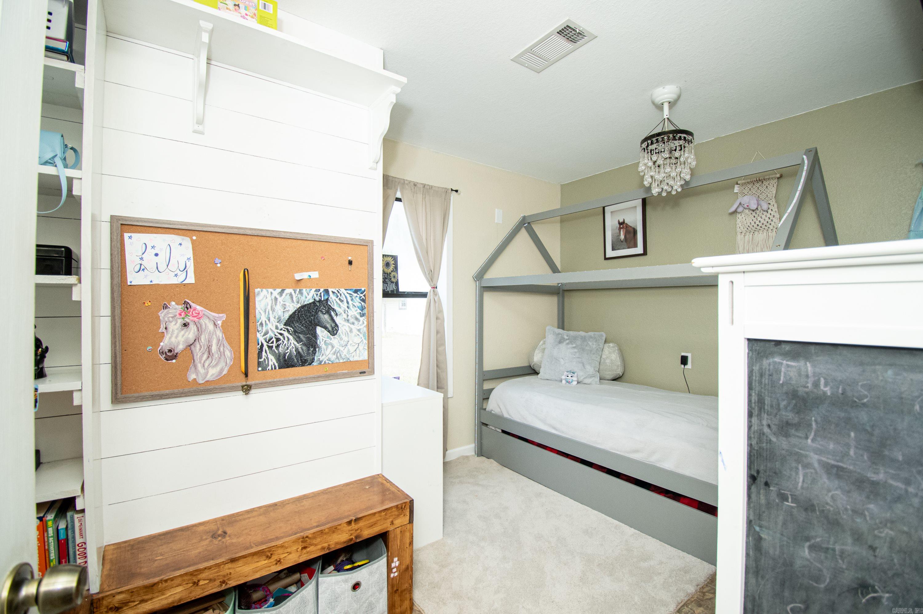 Lindsey - Residential