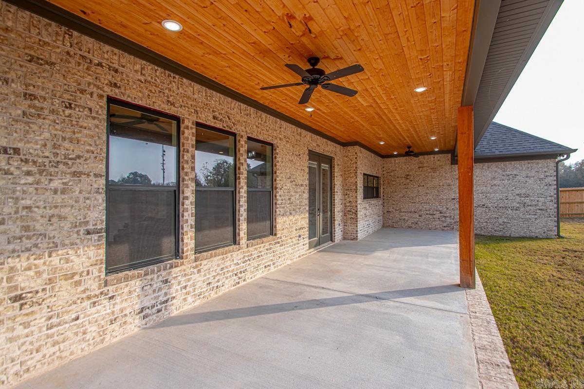 WINDRIDGE ESTATES PHASE 1 - Residential