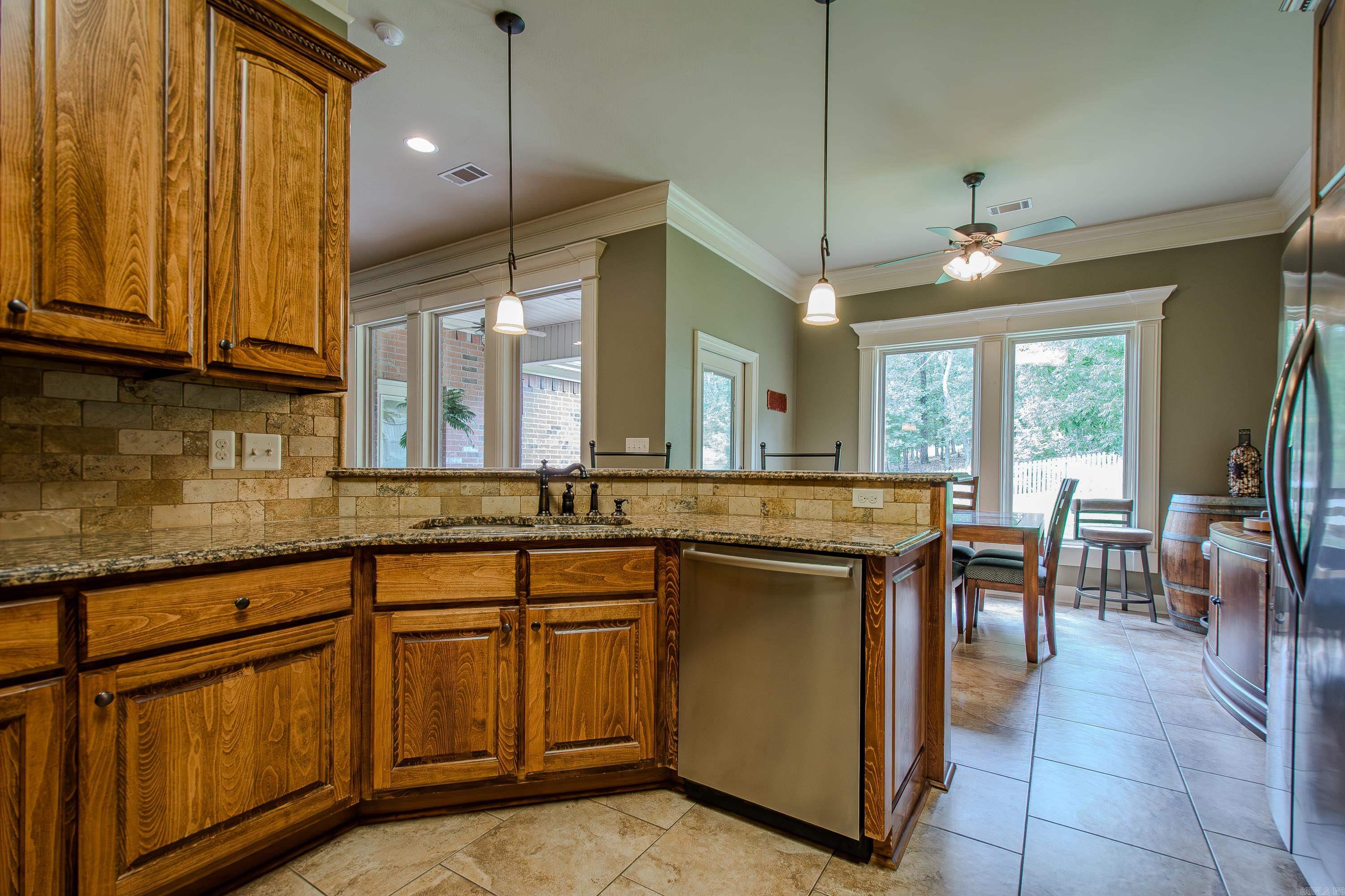 MAUMELLE VALLEY ESTATES - Residential