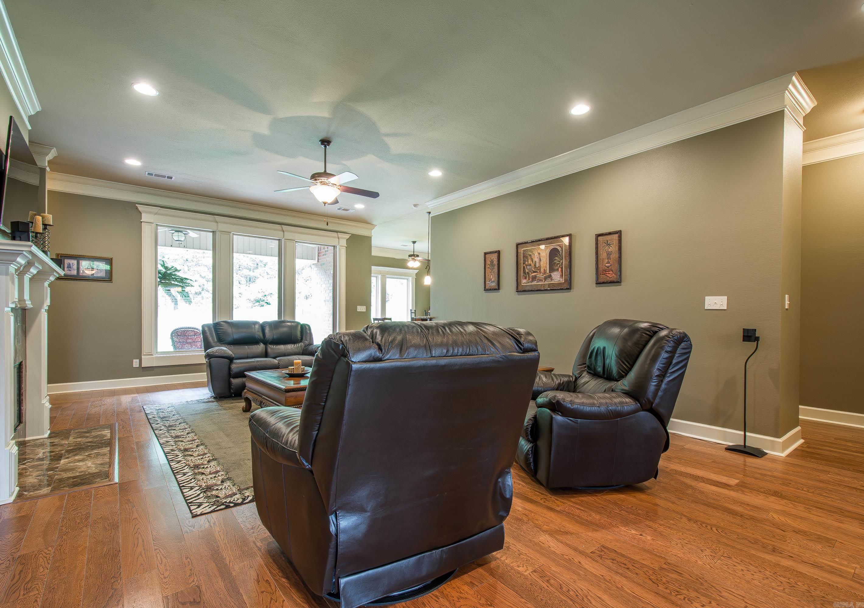 MAUMELLE VALLEY ESTATES - Residential