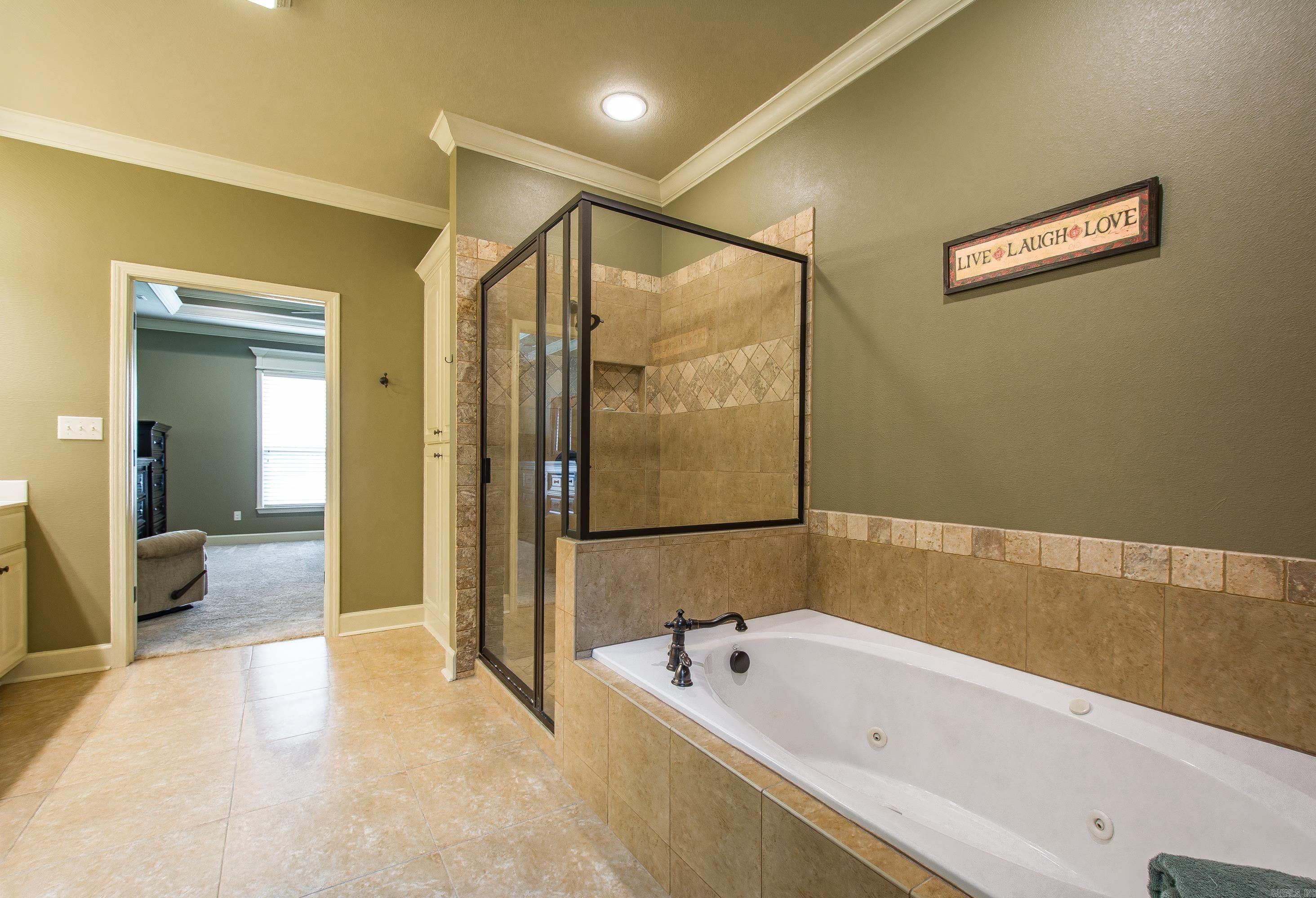 MAUMELLE VALLEY ESTATES - Residential