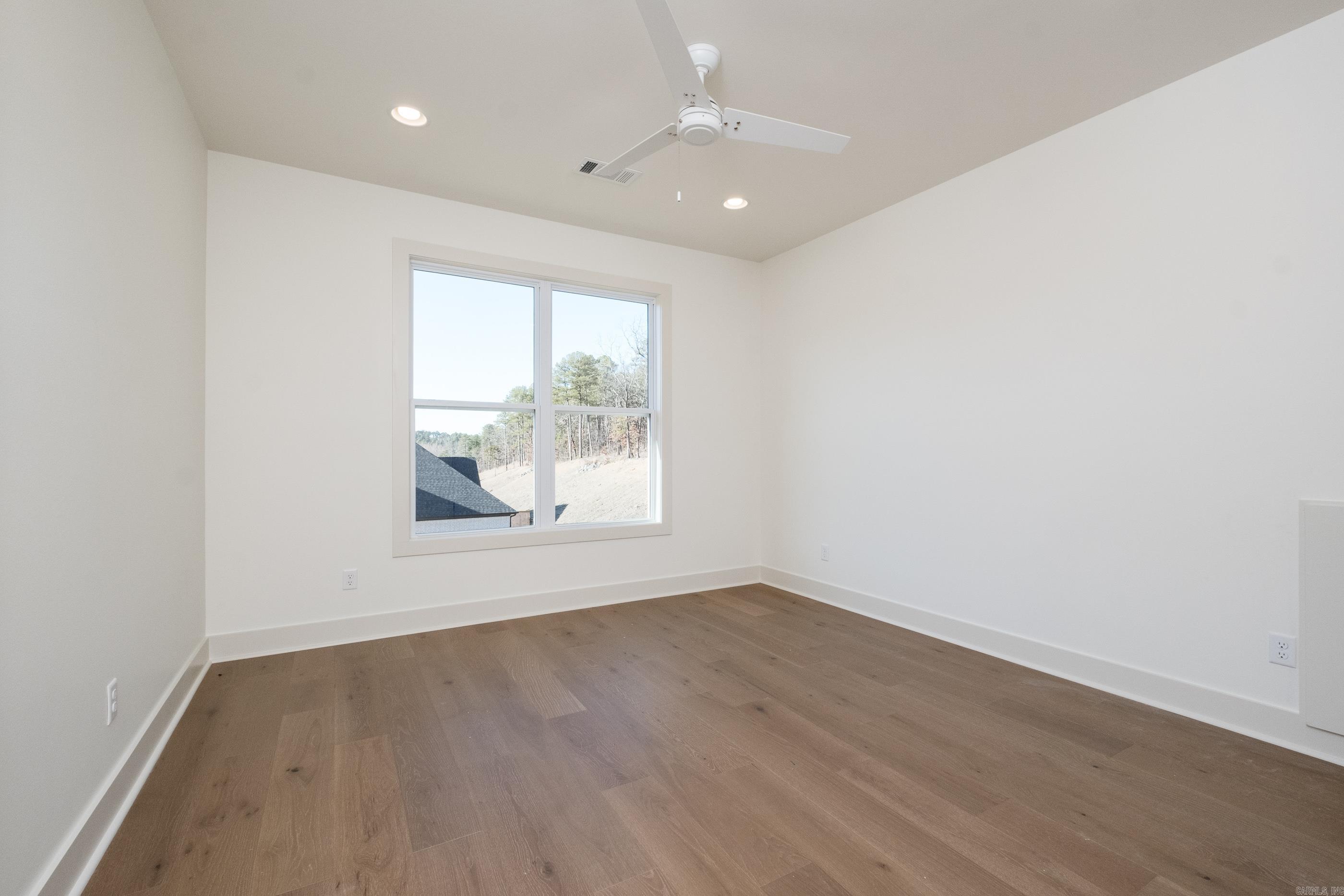 CHENAL VALLEY ABINGTON COURT - Residential