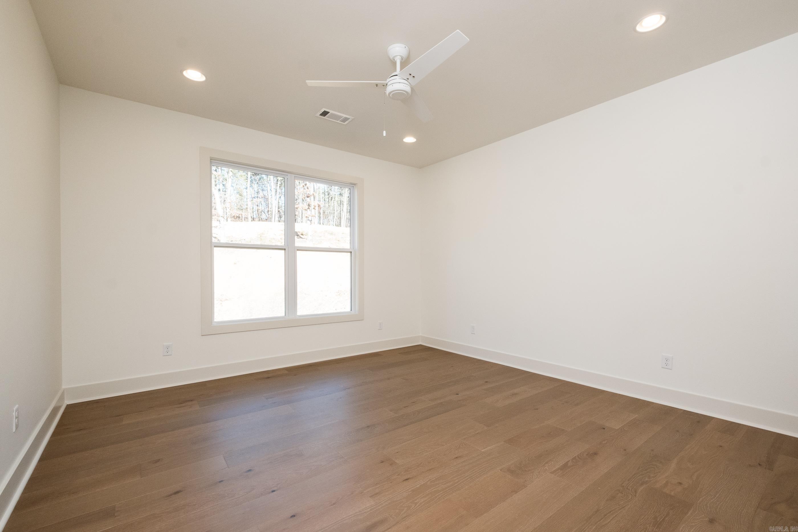 CHENAL VALLEY ABINGTON COURT - Residential