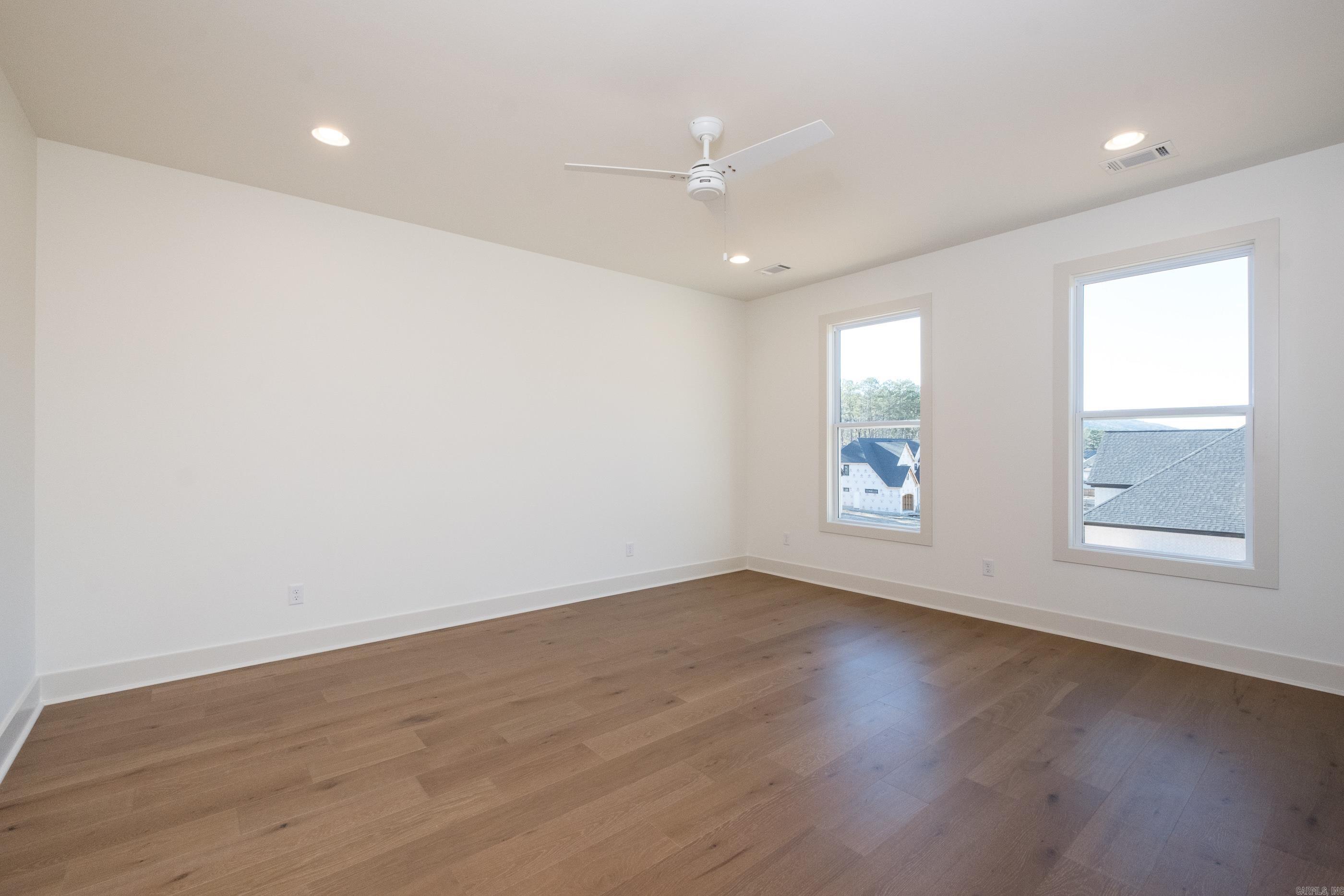 CHENAL VALLEY ABINGTON COURT - Residential