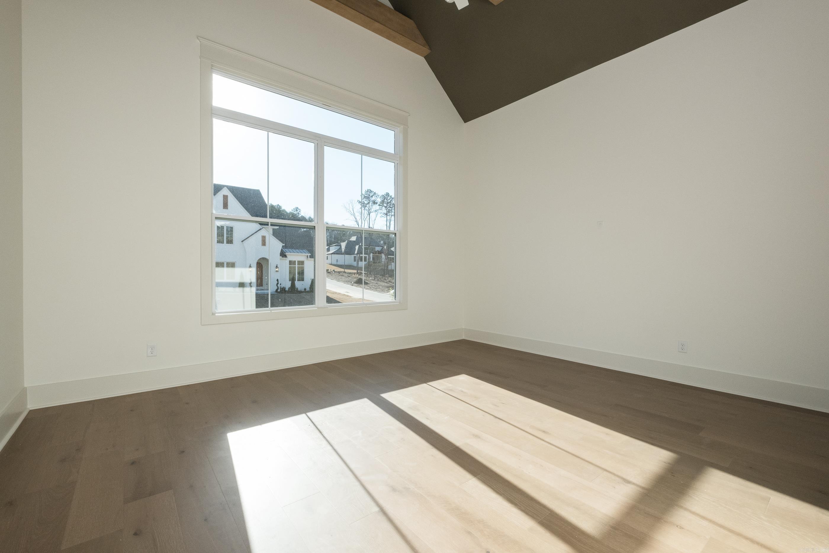 CHENAL VALLEY ABINGTON COURT - Residential