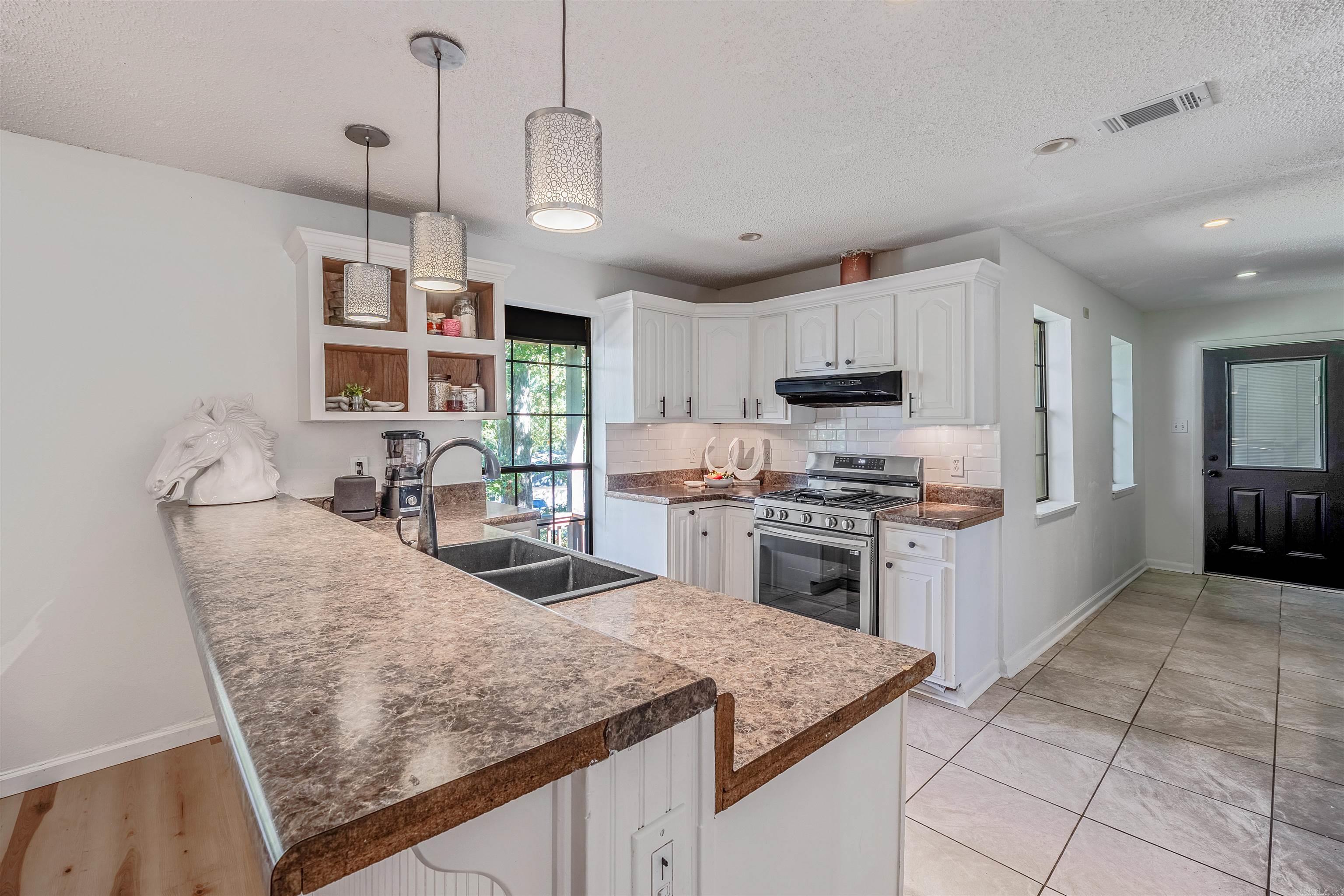 STONELEDGE TO COOK MTN VIL - Residential