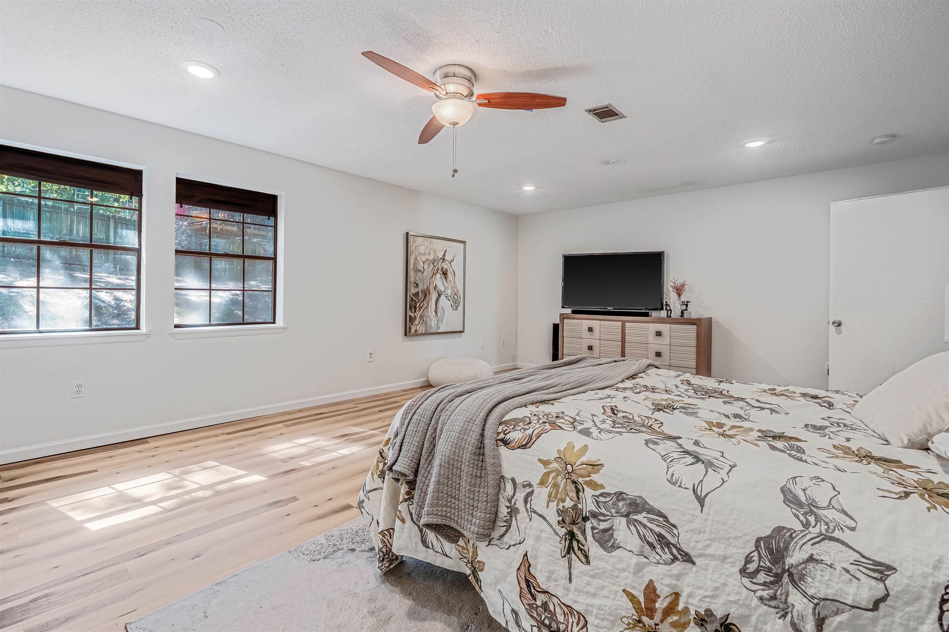 STONELEDGE TO COOK MTN VIL - Residential