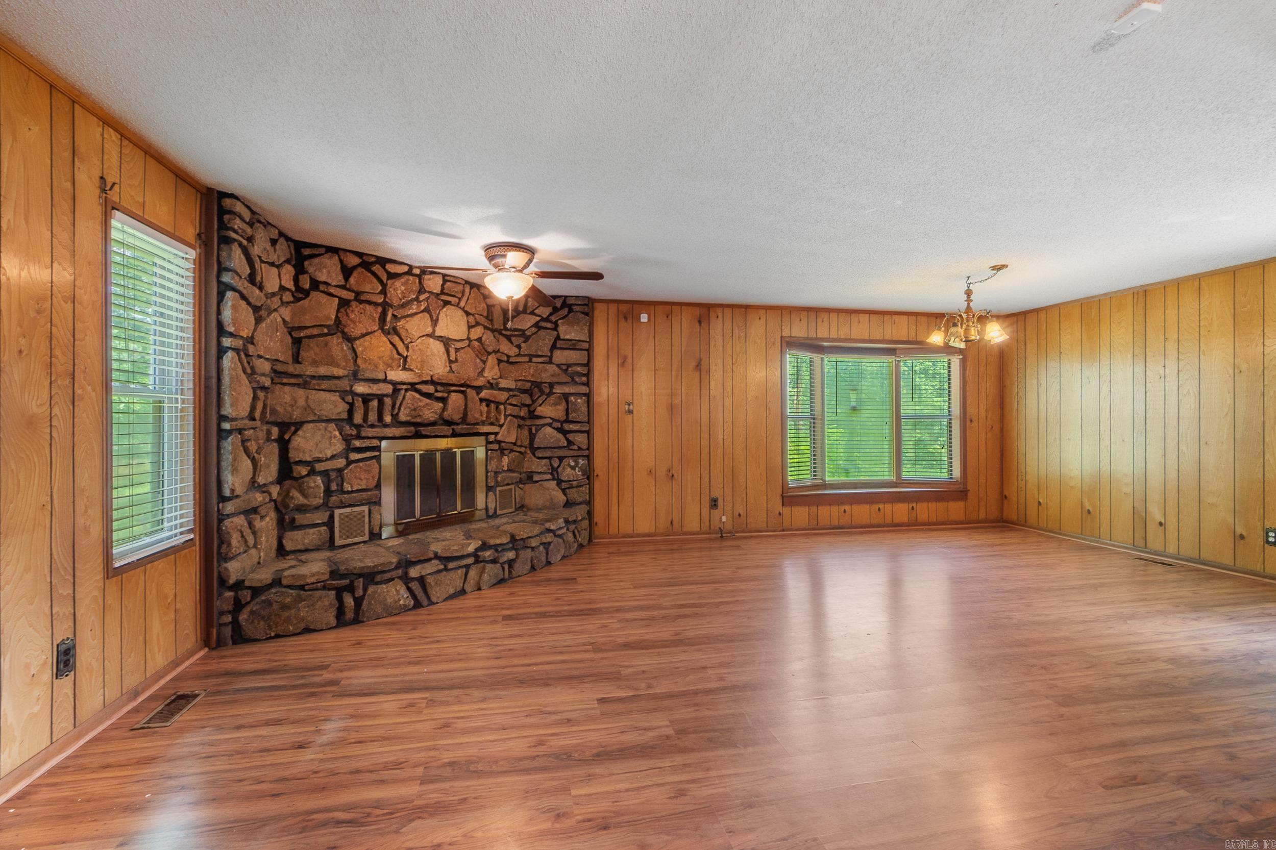 RAMBLE ESTATES - Residential