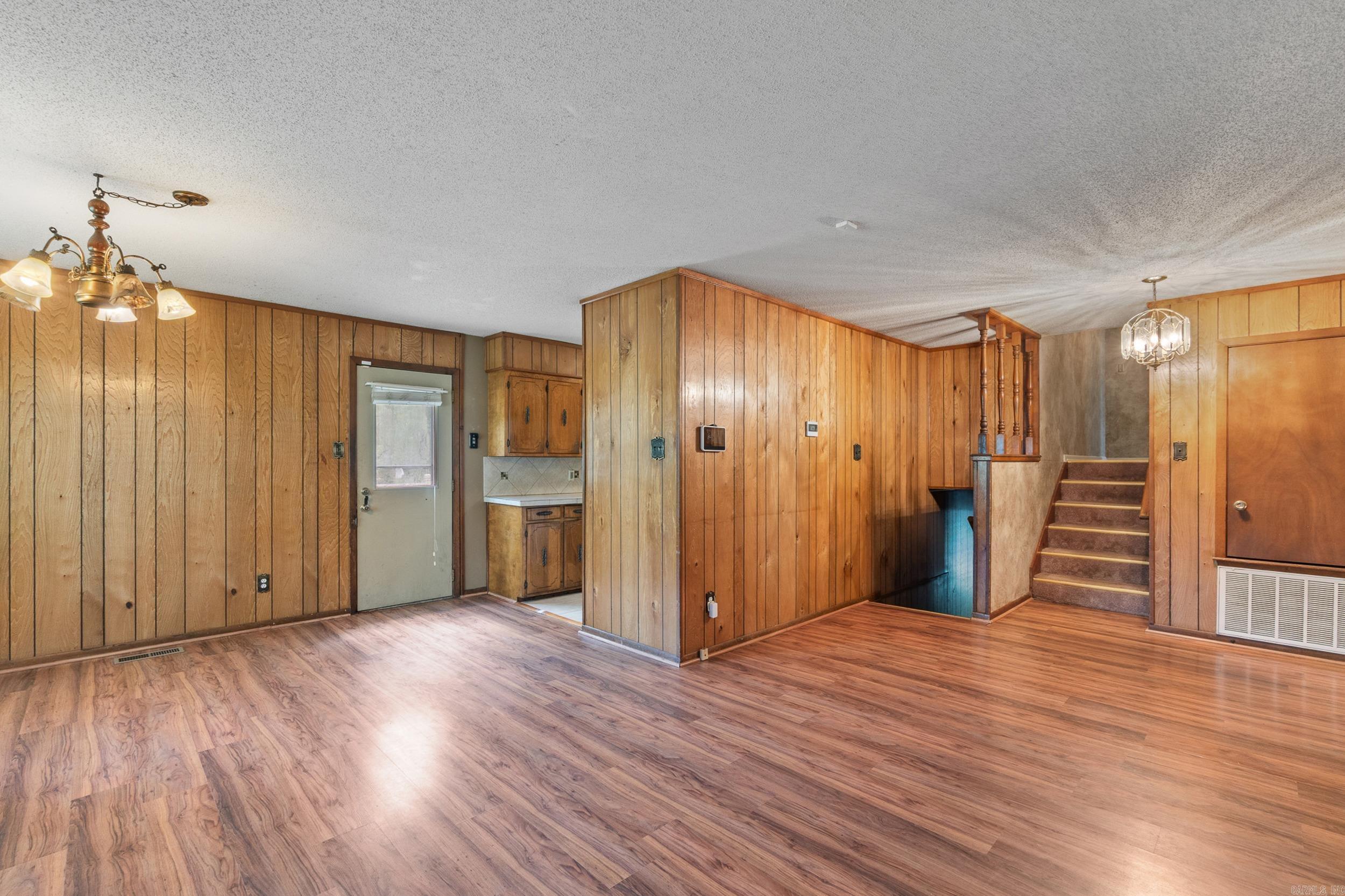 RAMBLE ESTATES - Residential
