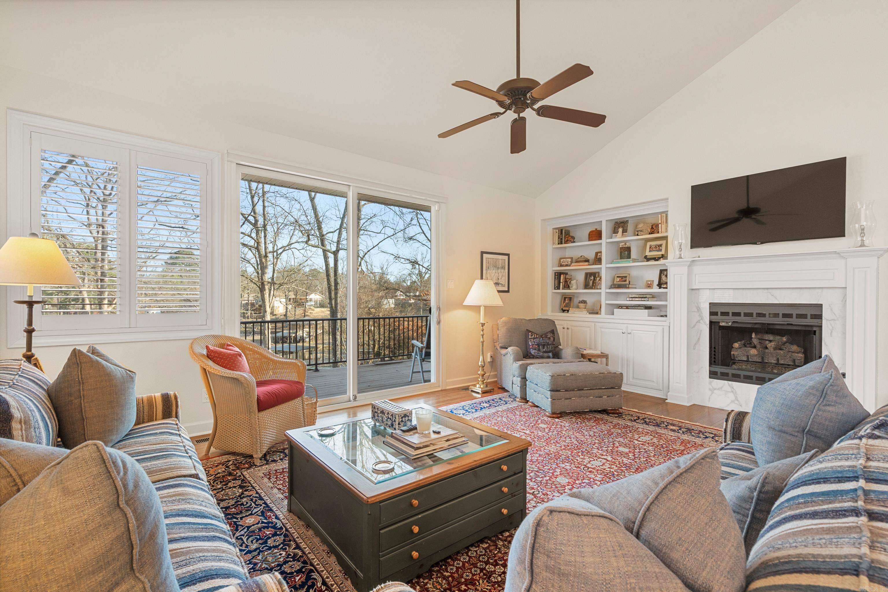 Stonegate Shores - Residential