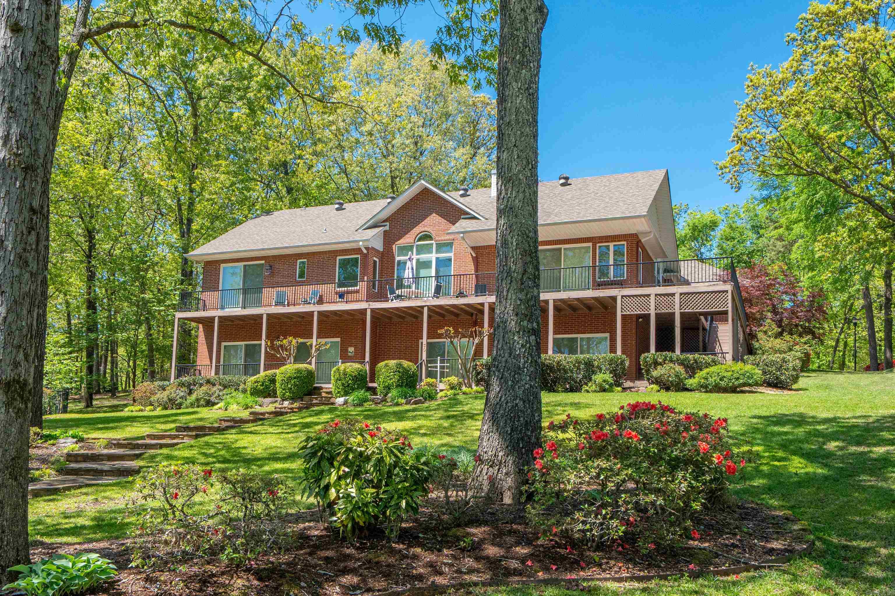 Stonegate Shores - Residential