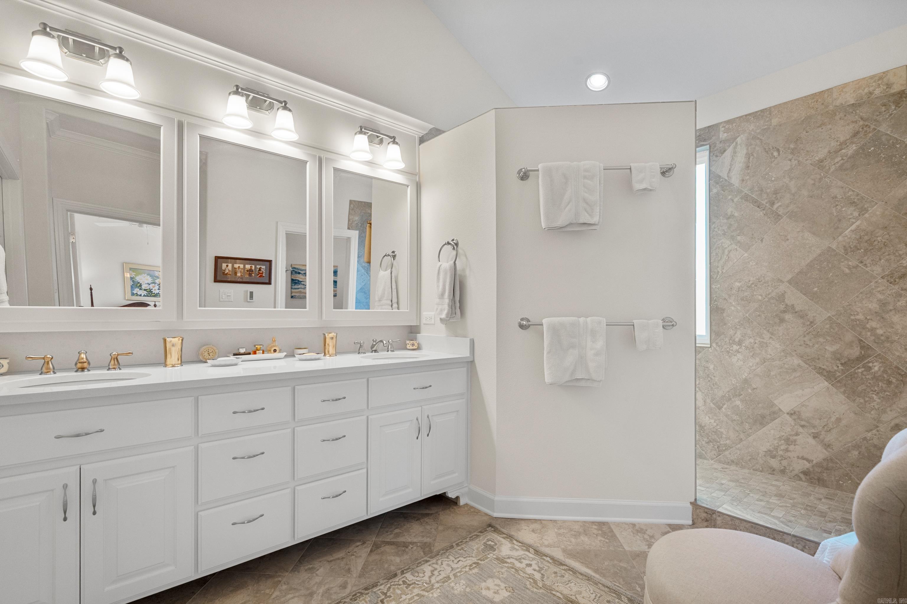 Stonegate Shores - Residential