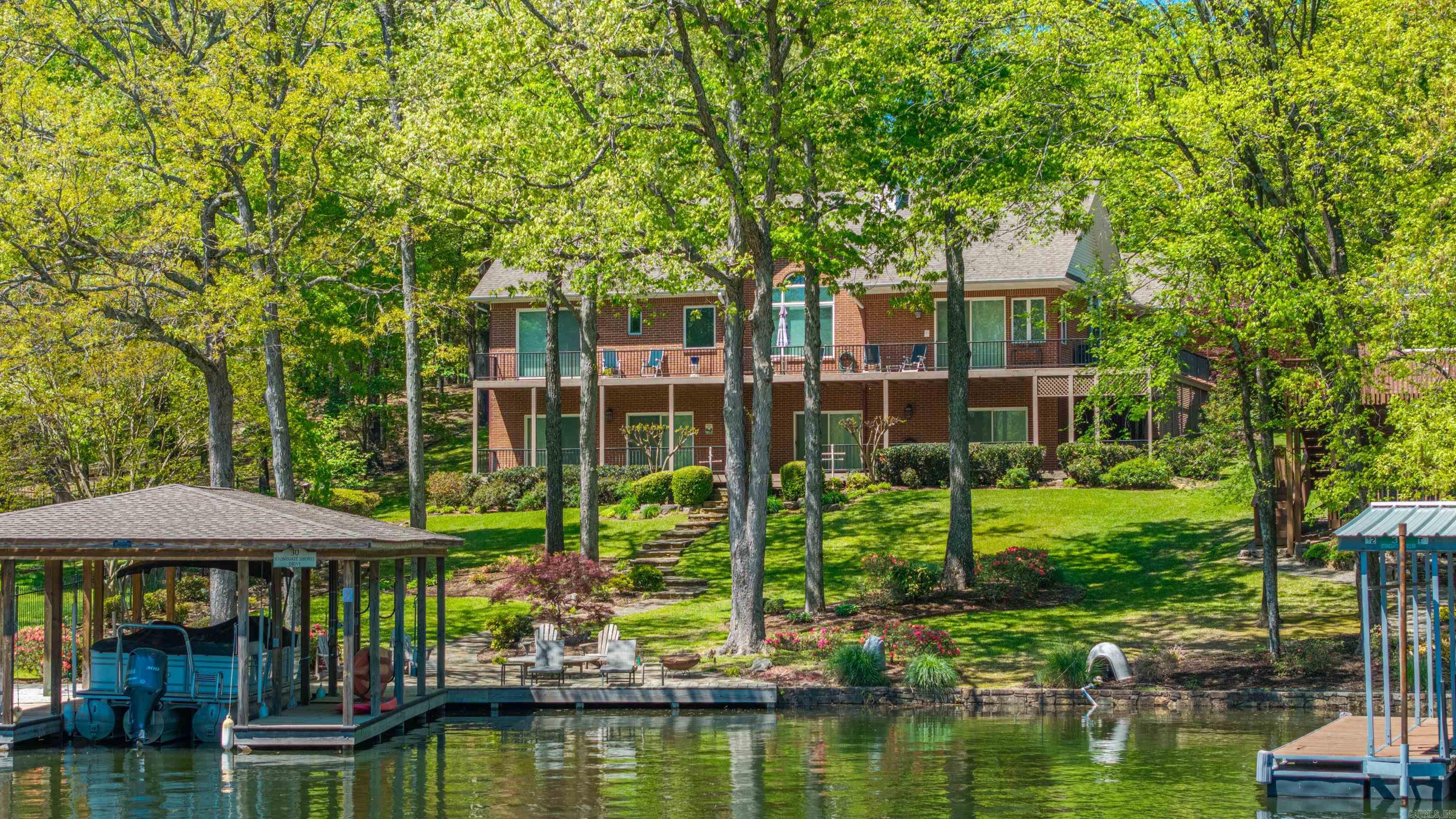 Stonegate Shores - Residential