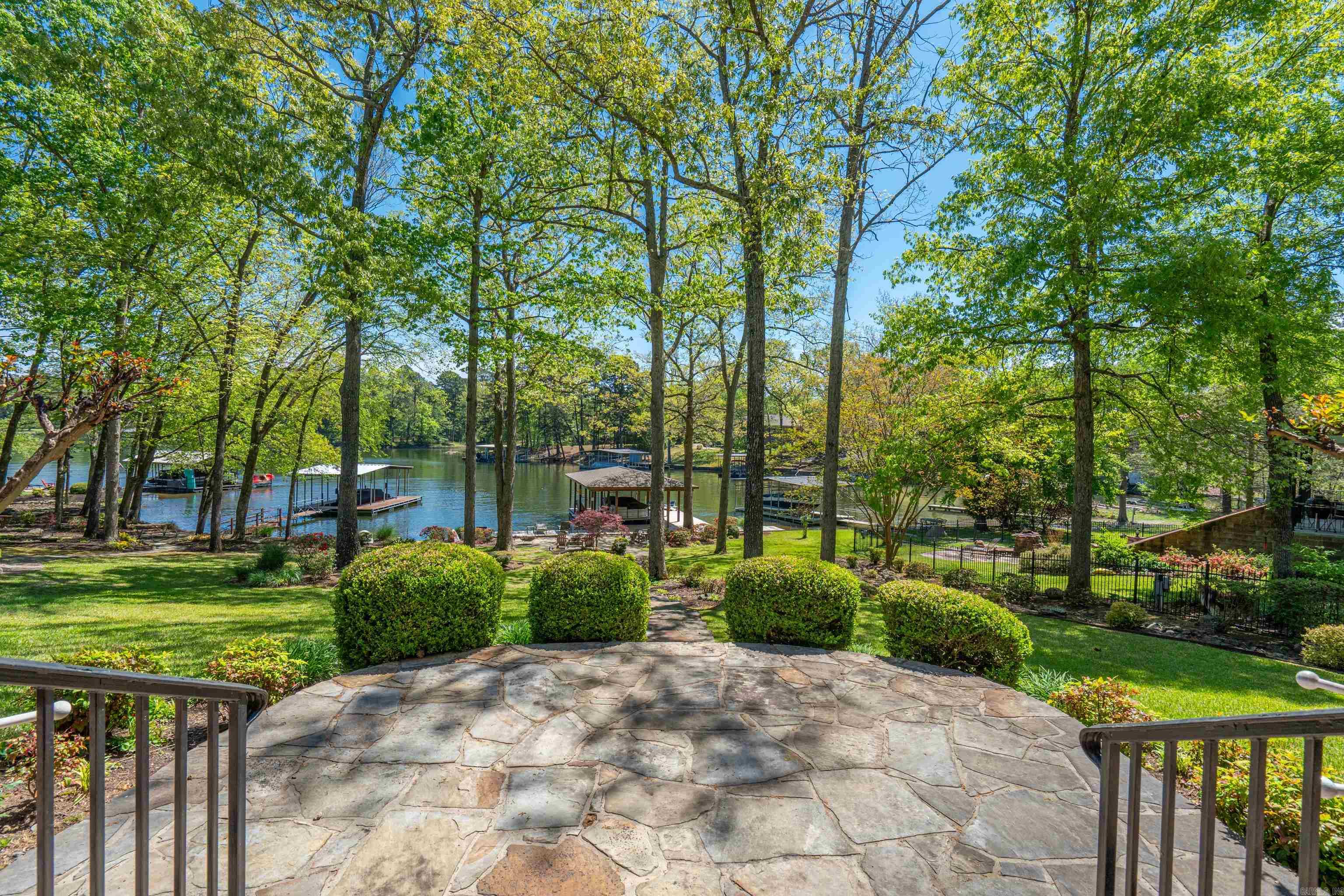 Stonegate Shores - Residential