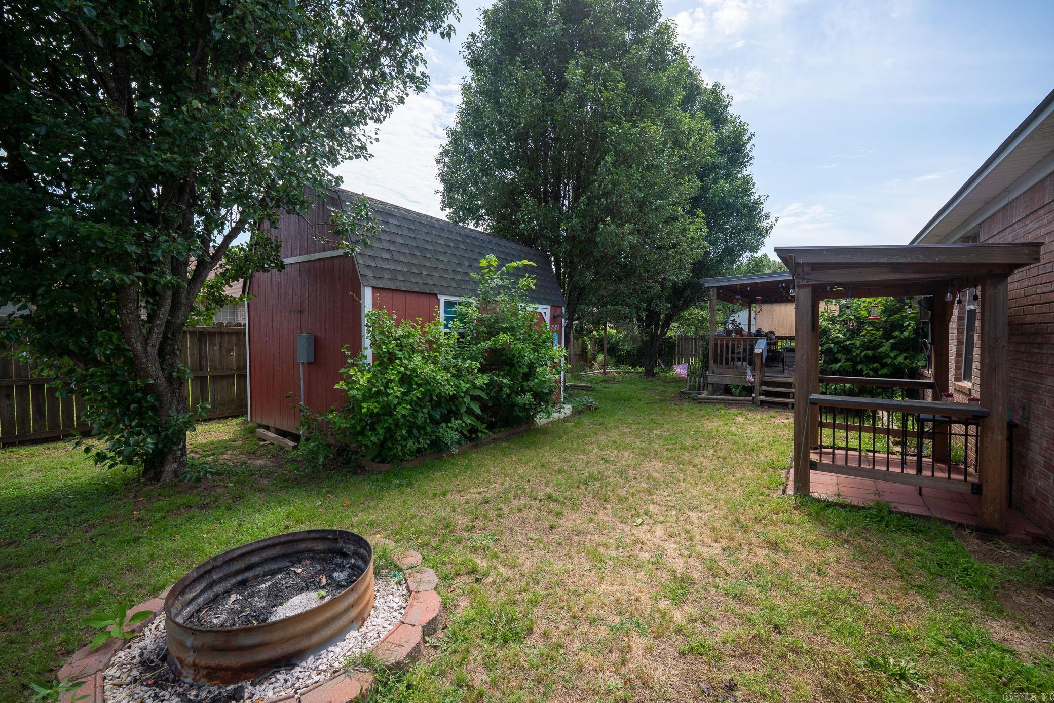 JUSTIN PLACE - Residential