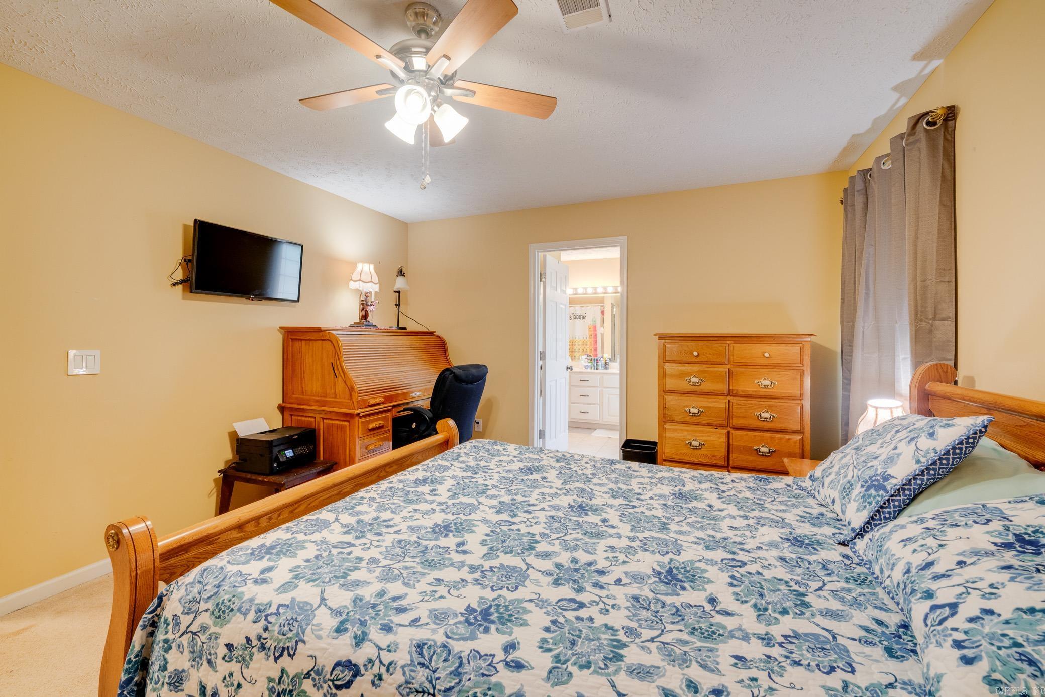 JUSTIN PLACE - Residential