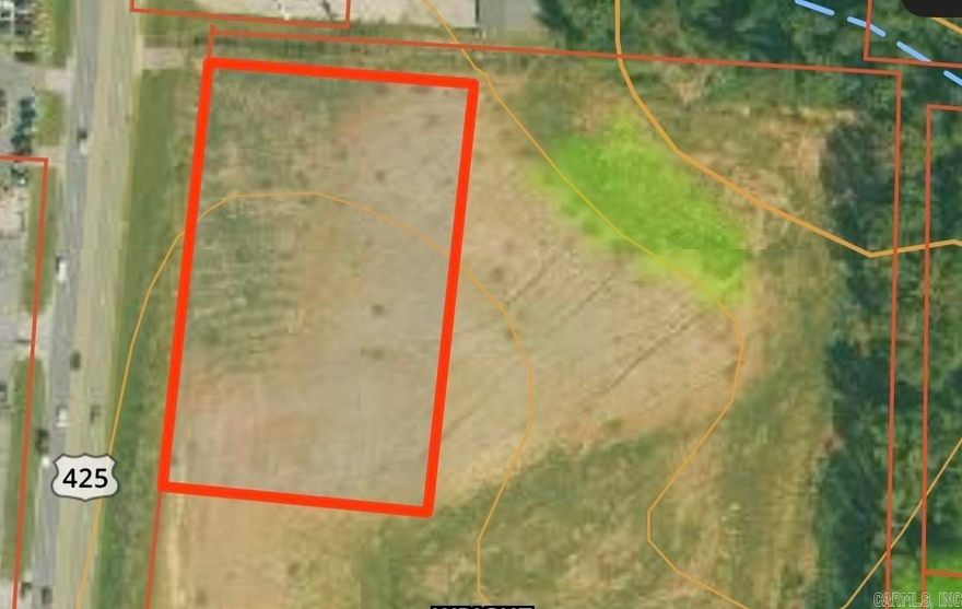 Commericial lot on 425