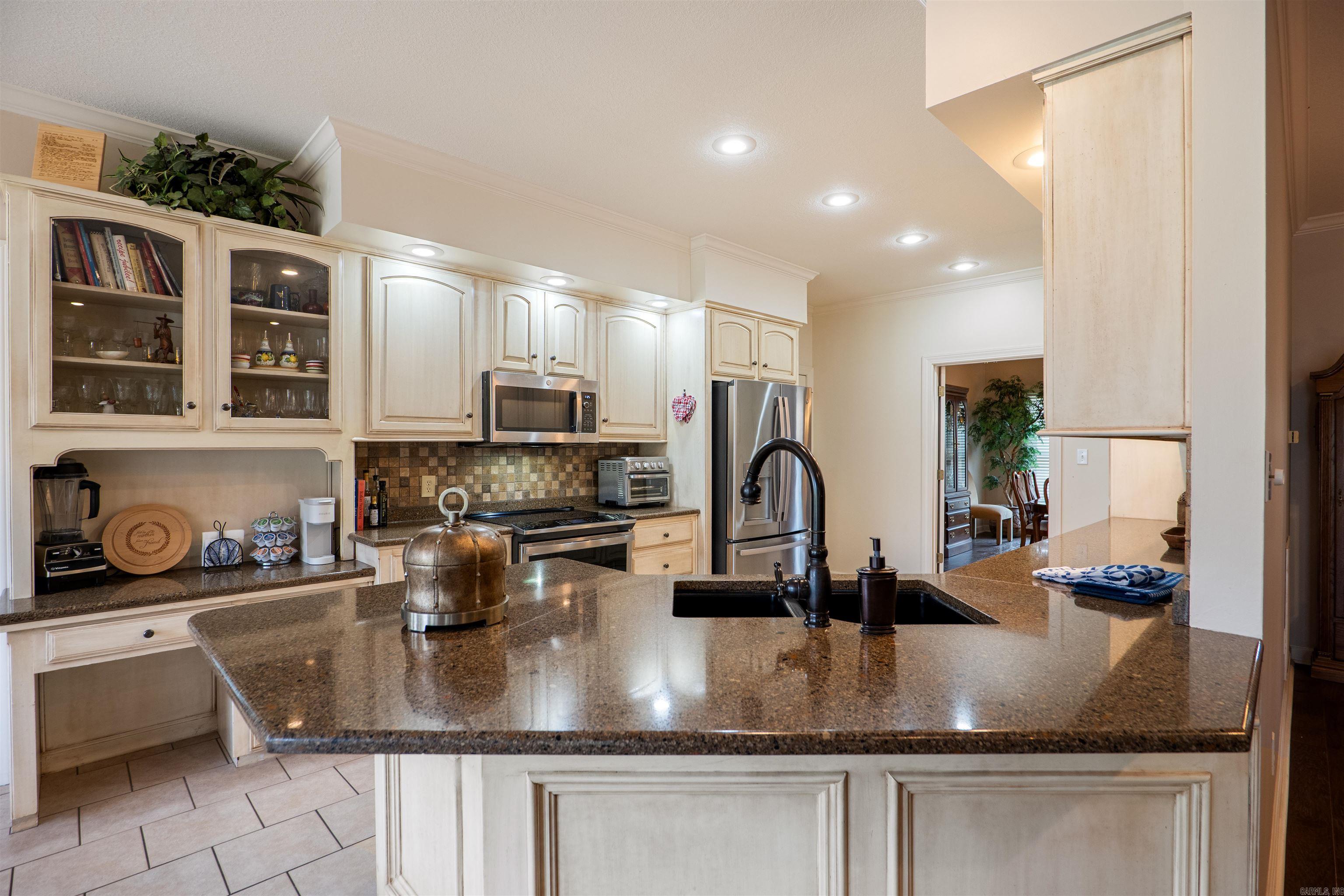 SOUTHRIDGE - Residential