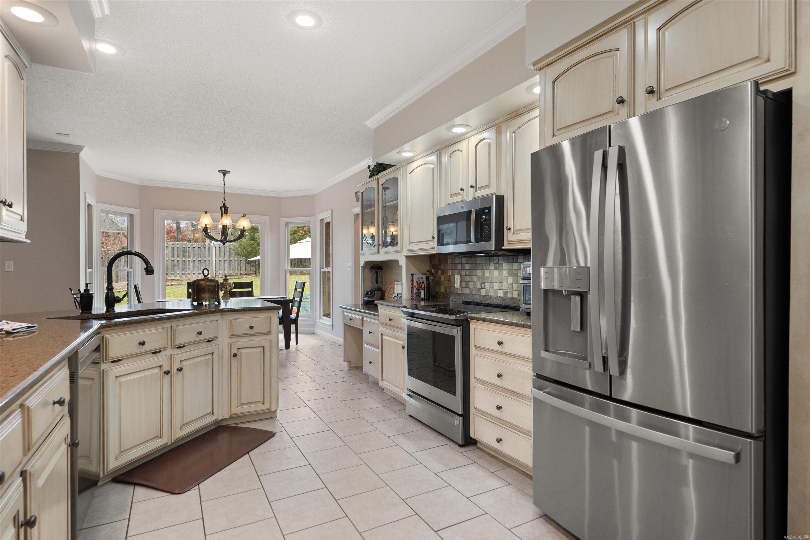 SOUTHRIDGE - Residential