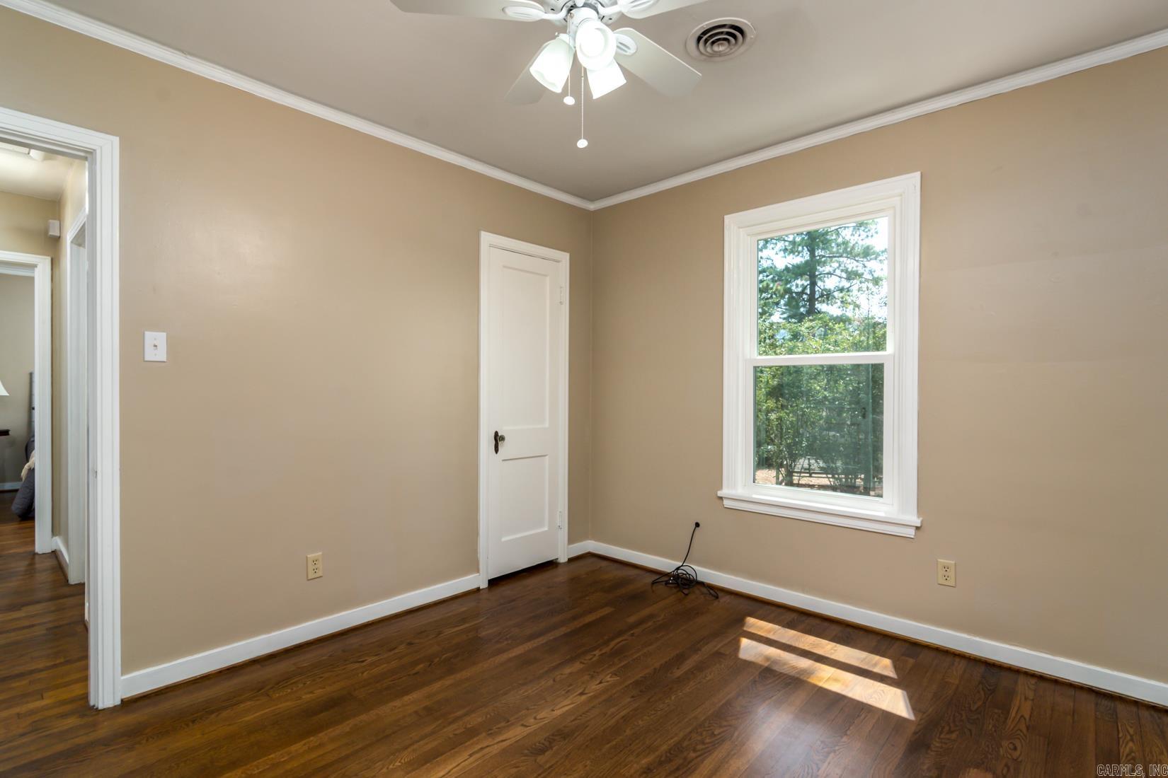 GLENDALE - Residential