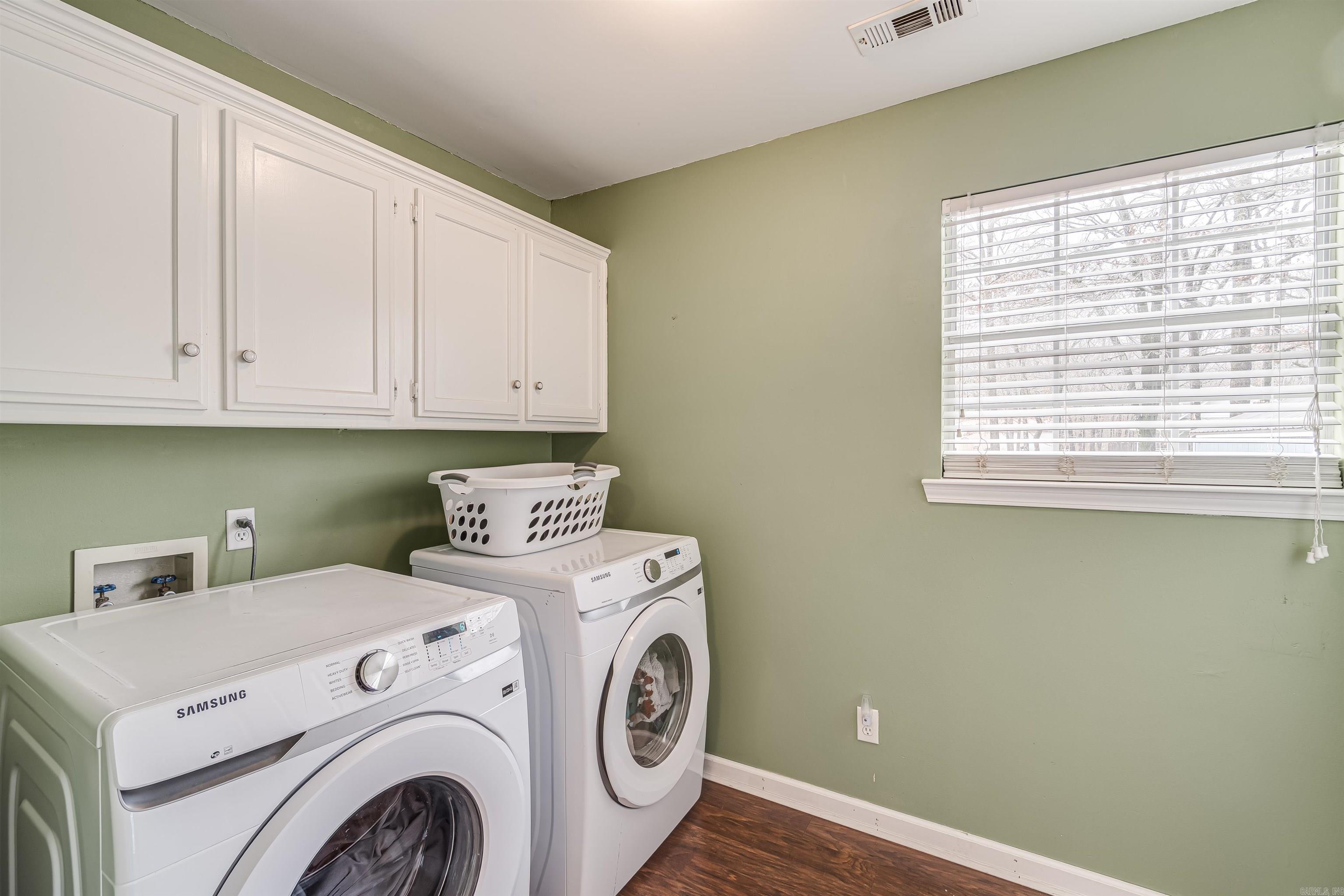 OAKRIDGE - Residential