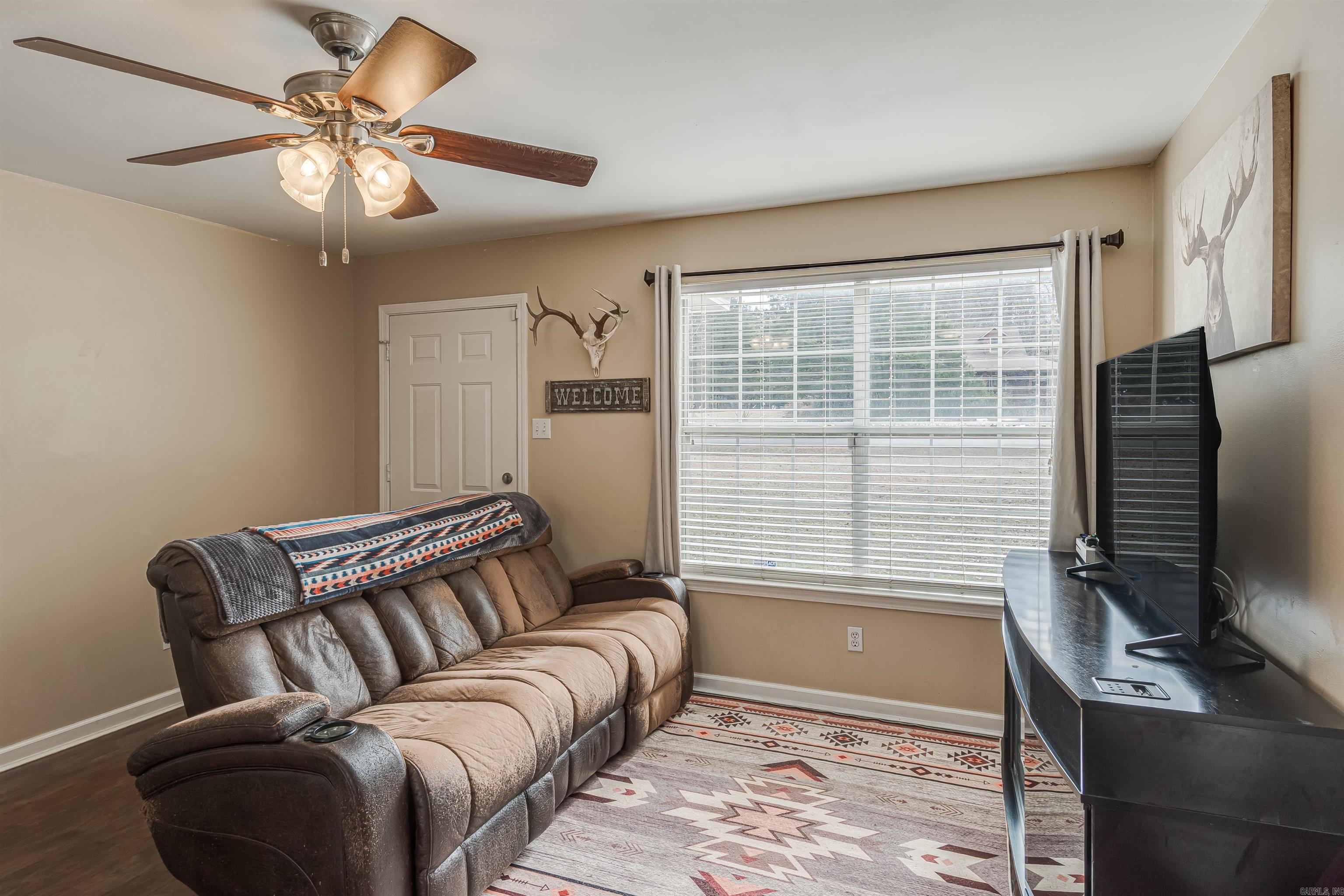 OAKRIDGE - Residential