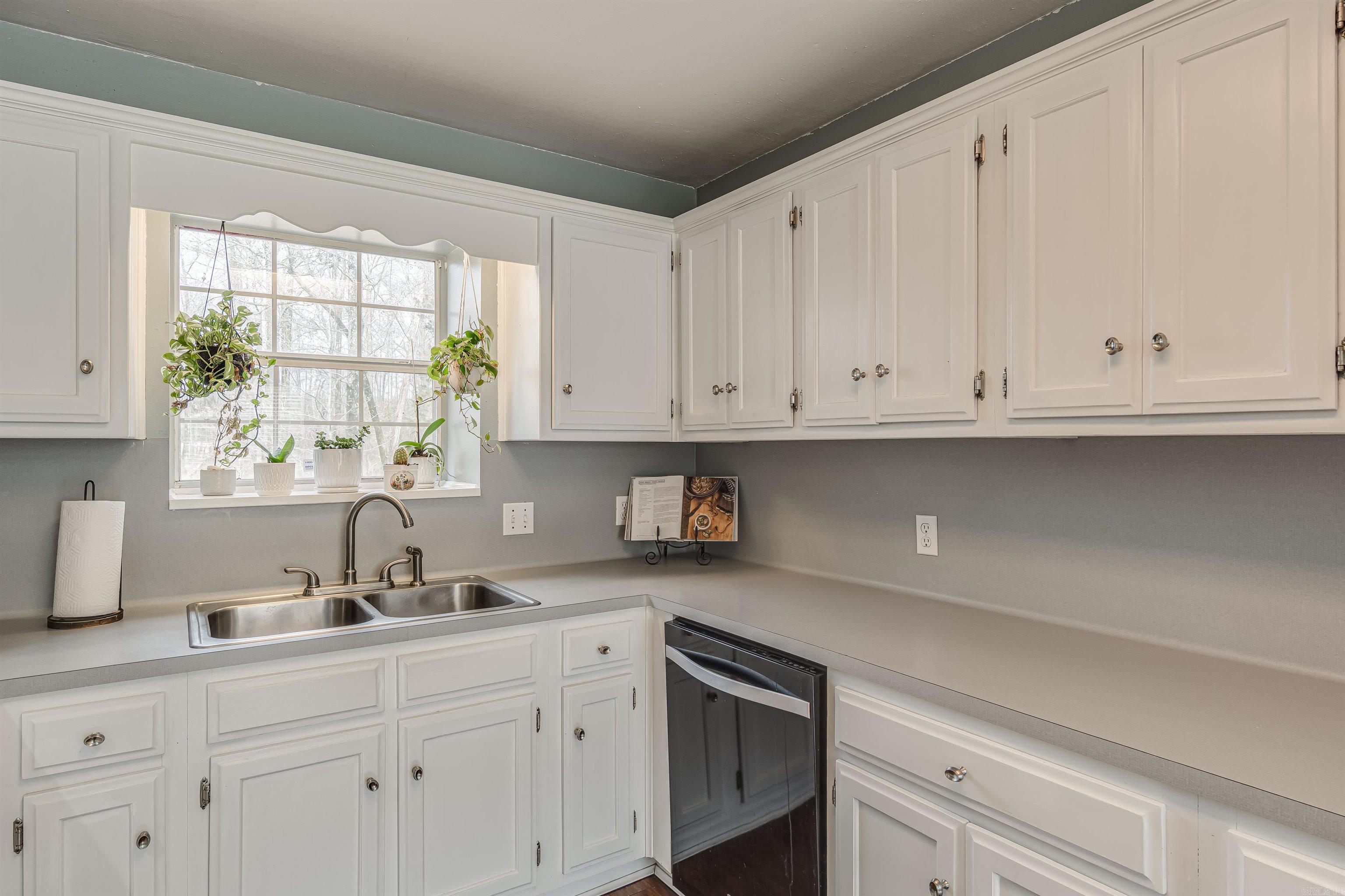 OAKRIDGE - Residential