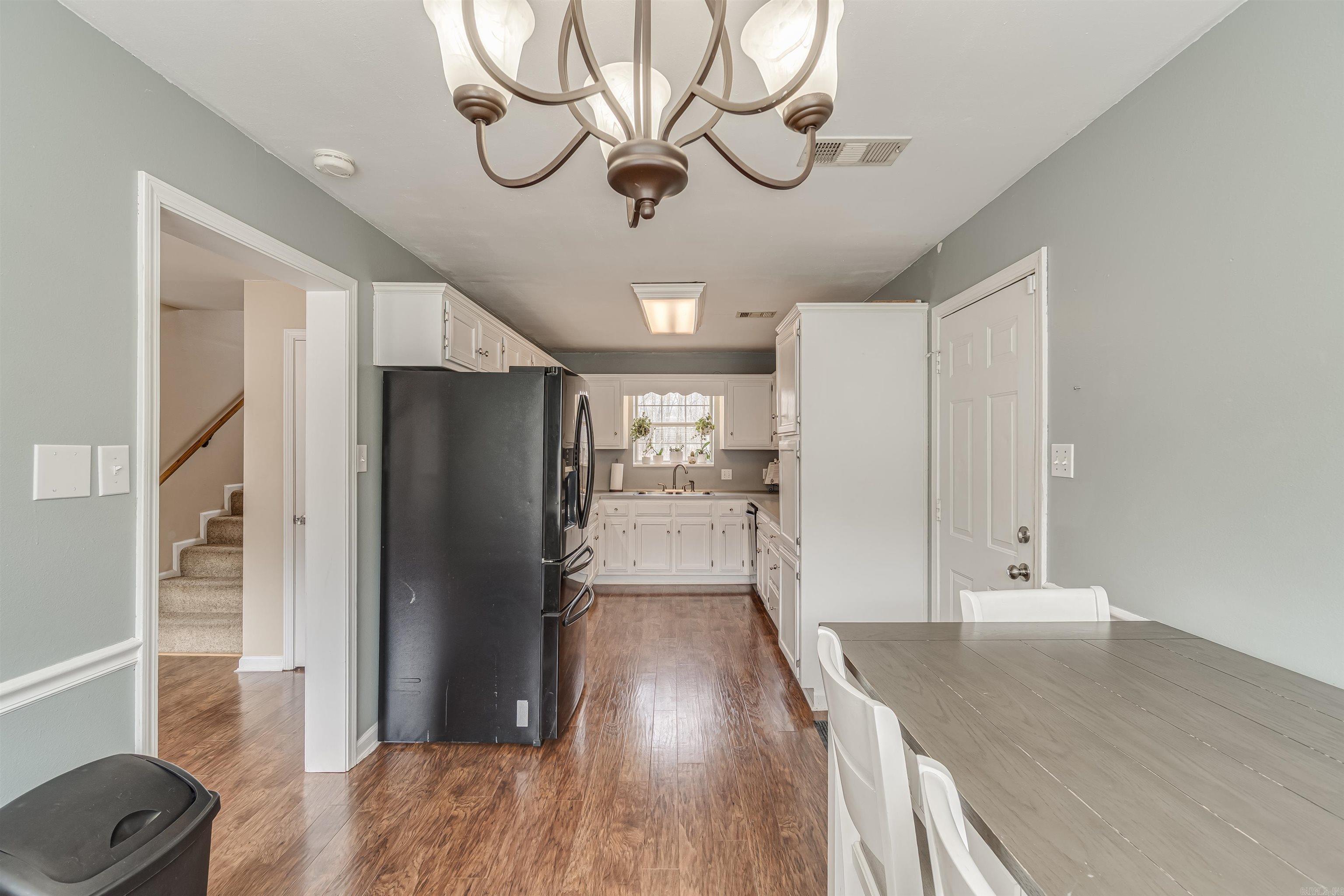 OAKRIDGE - Residential