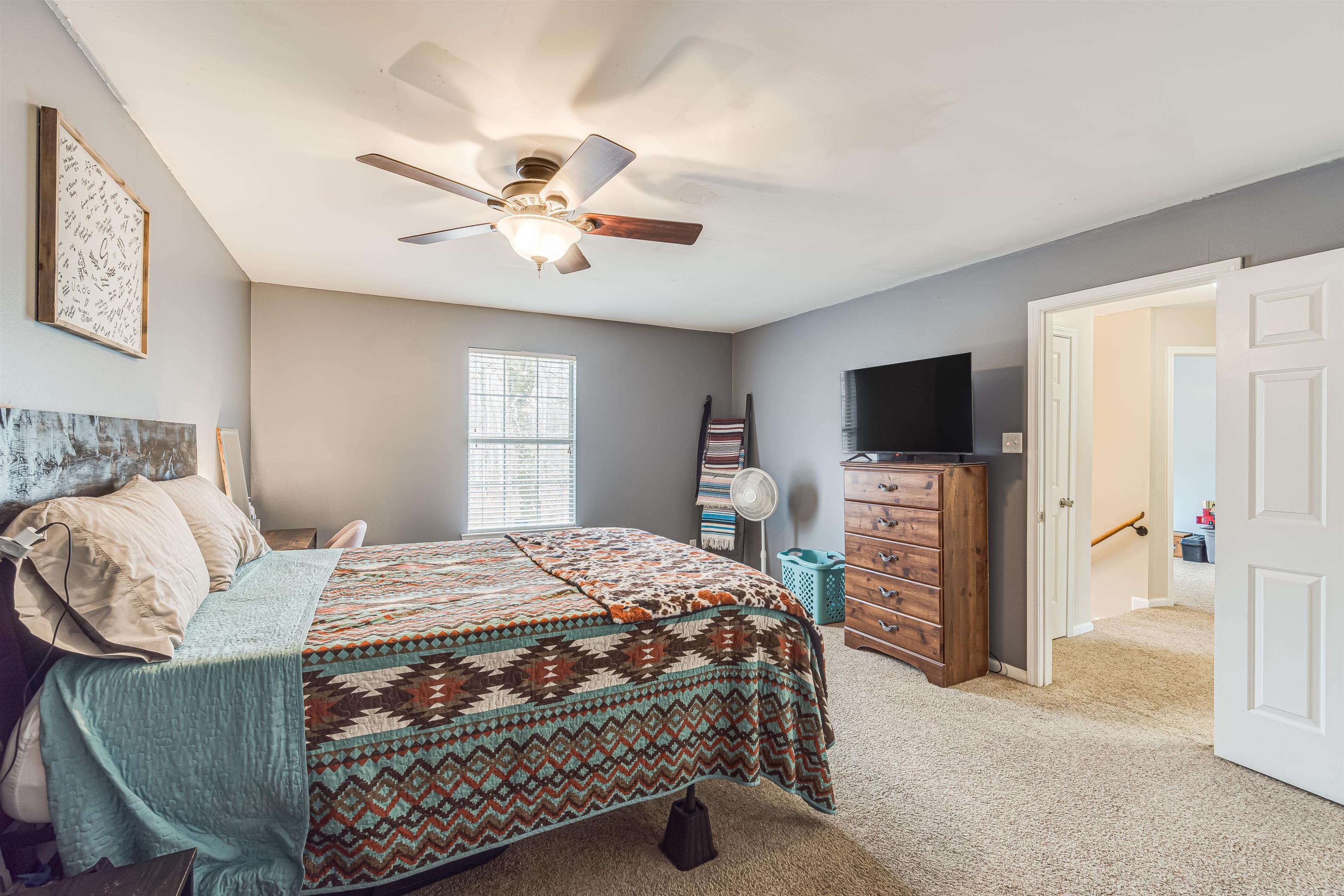 OAKRIDGE - Residential