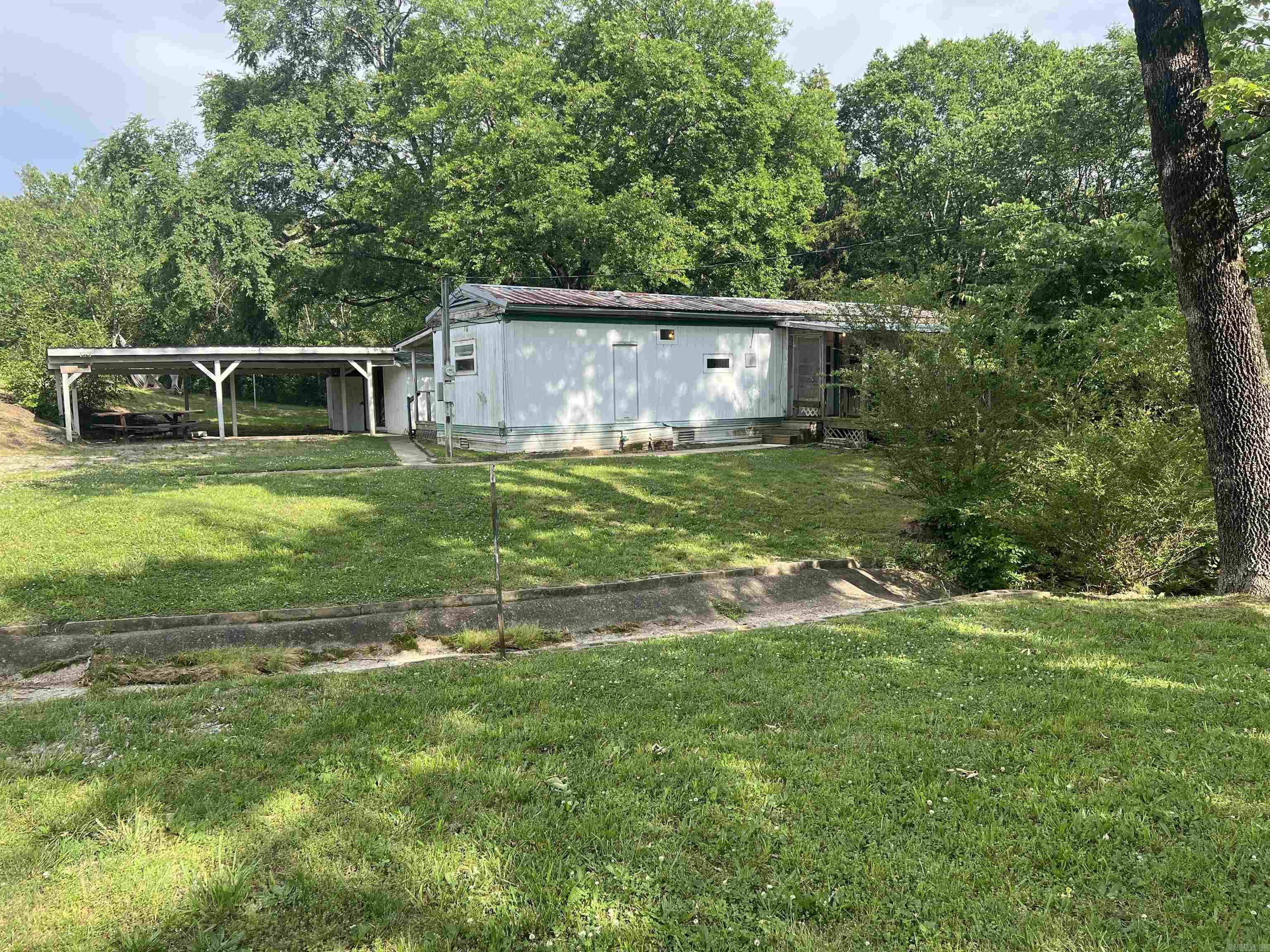 BLACK SPRINGS SUB-CENTERTON - Residential