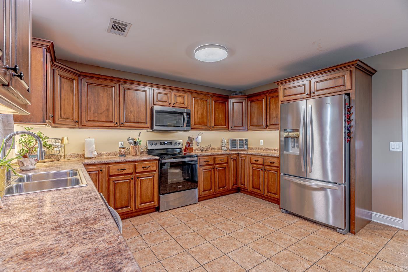 CARRIAGE HILL - Residential