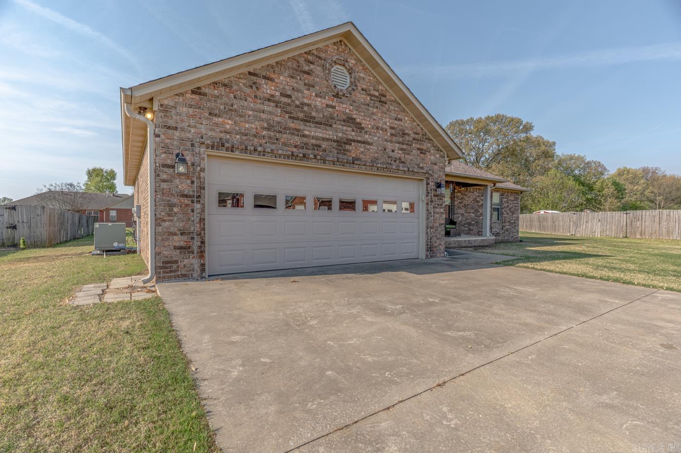 CARRIAGE HILL - Residential