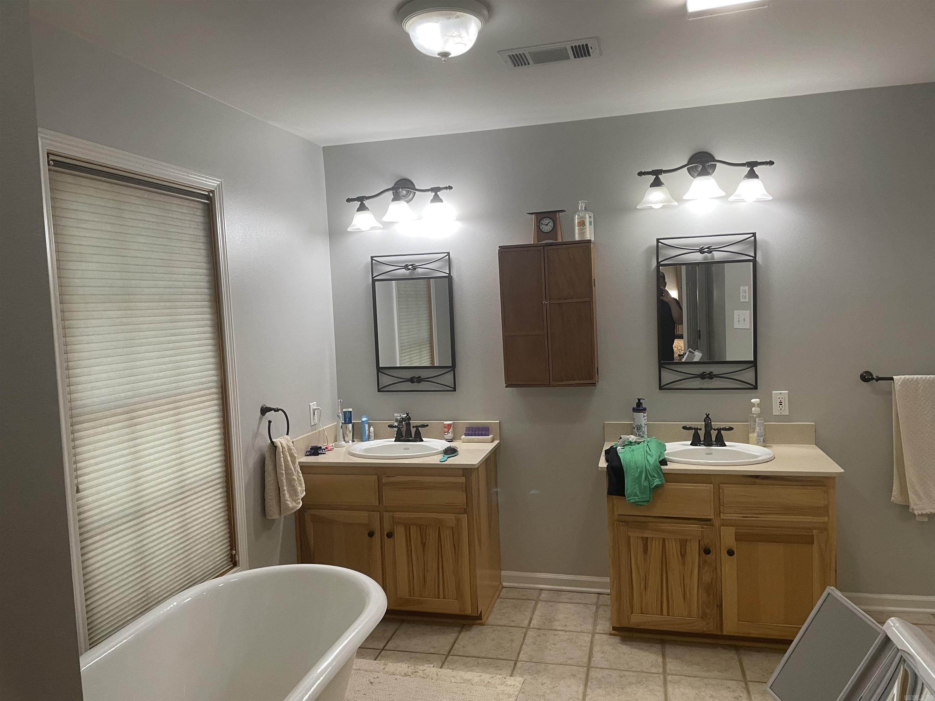 SPRINGHILL FARMS - Residential