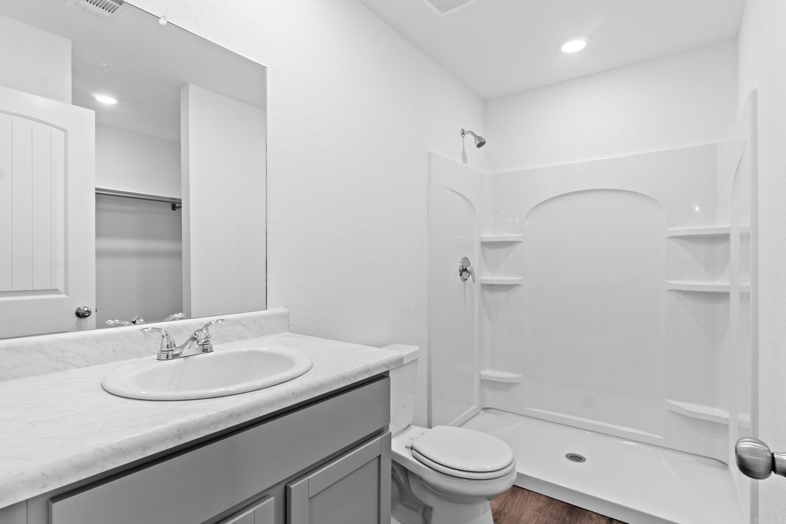 DEERFIELD ESTATES - Residential