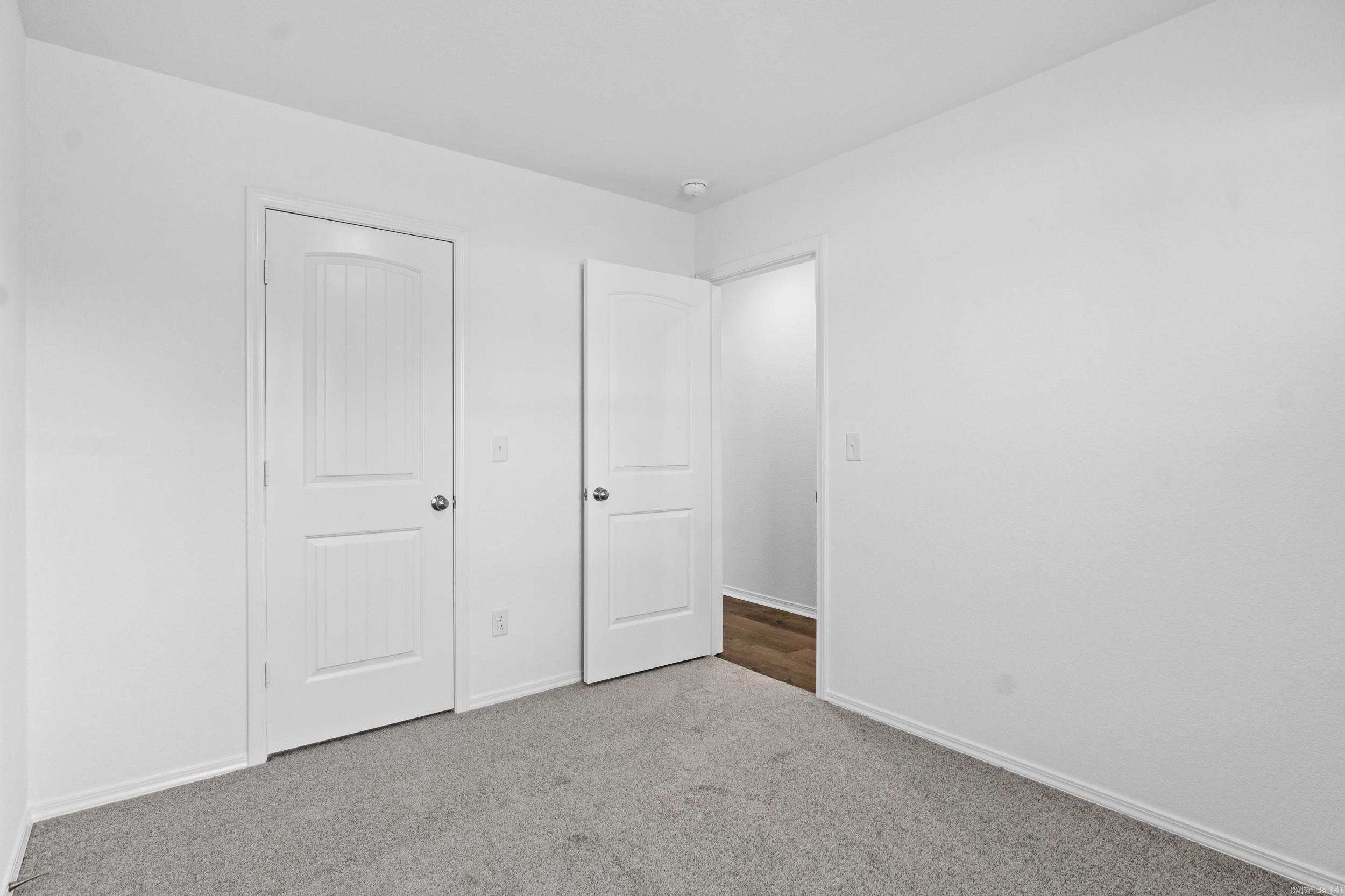 DEERFIELD ESTATES - Residential