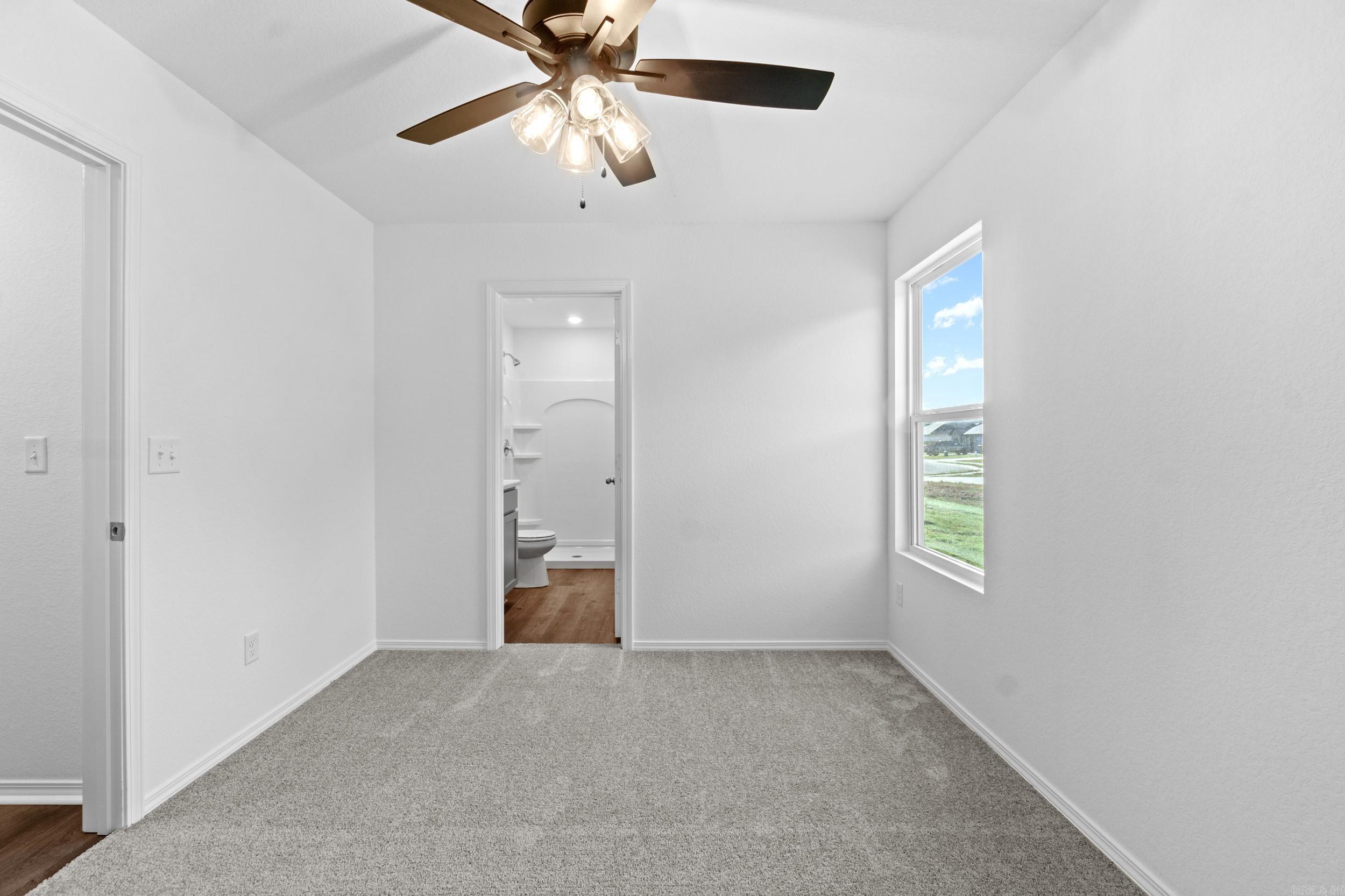 DEERFIELD ESTATES - Residential