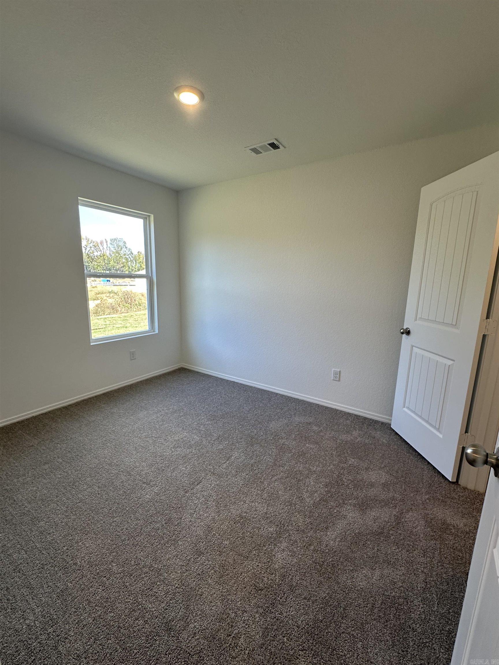 DEERFIELD ESTATES - Residential