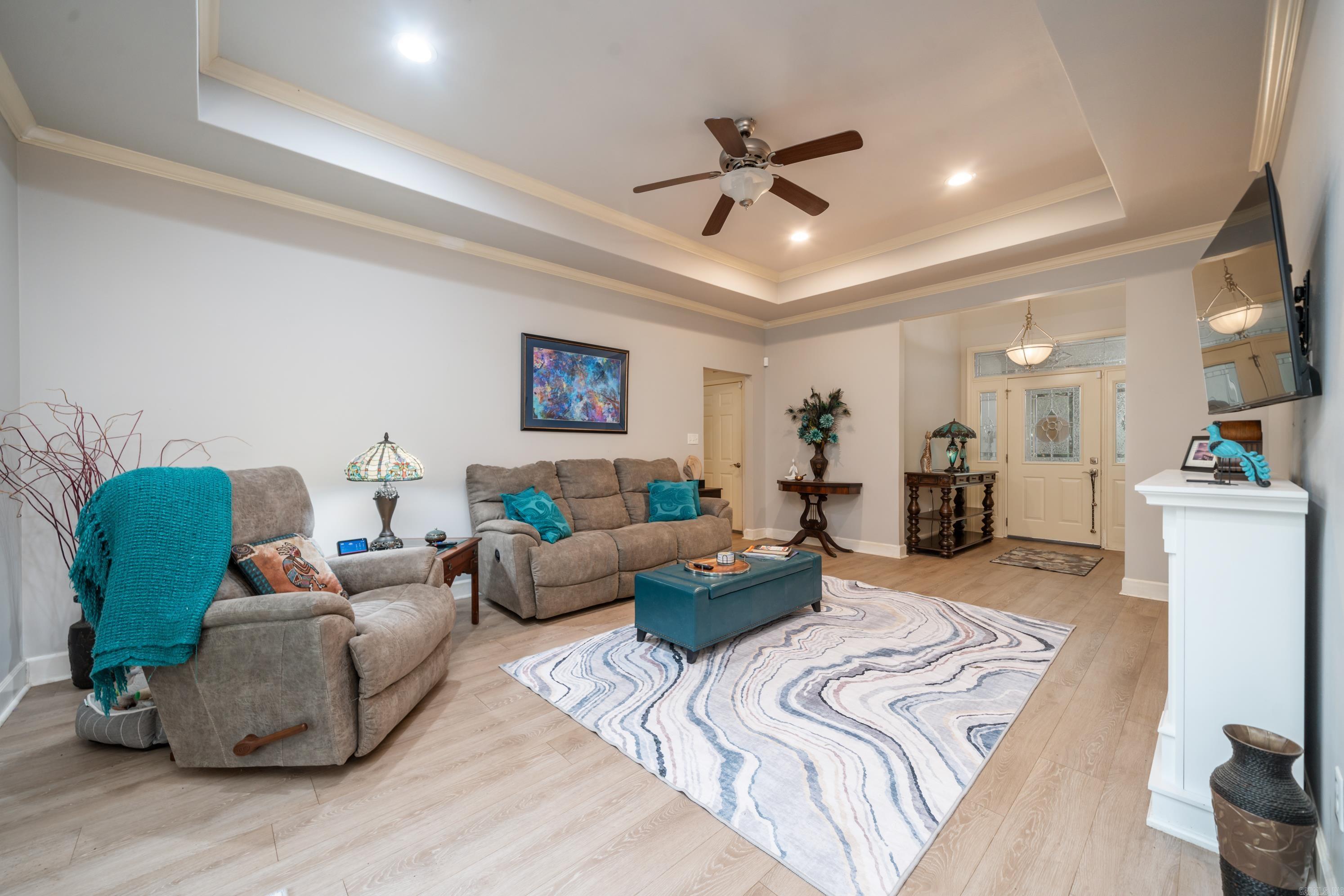 LAKESHORE HARBOR - Residential