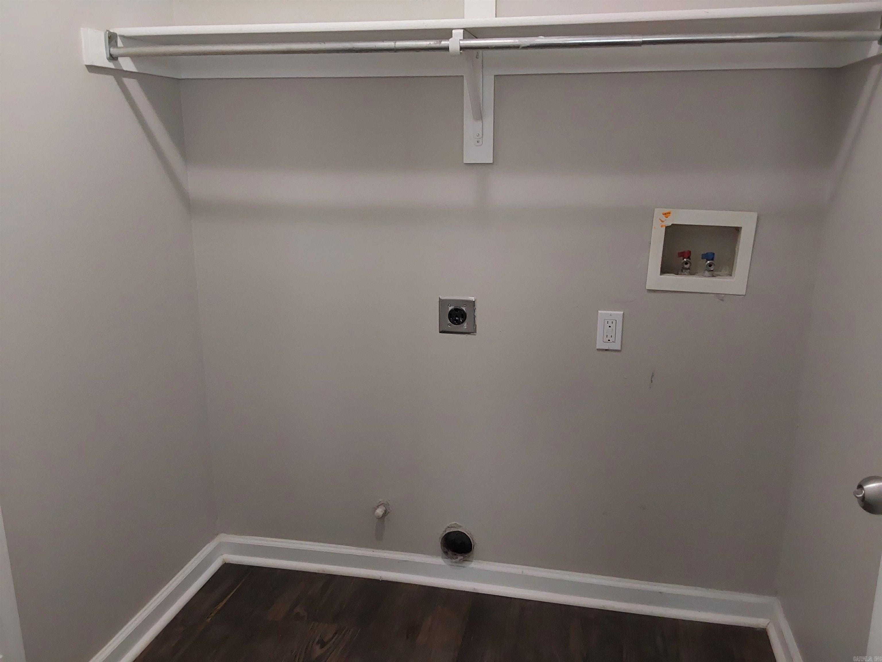 GREENWOOD ACRES - Residential