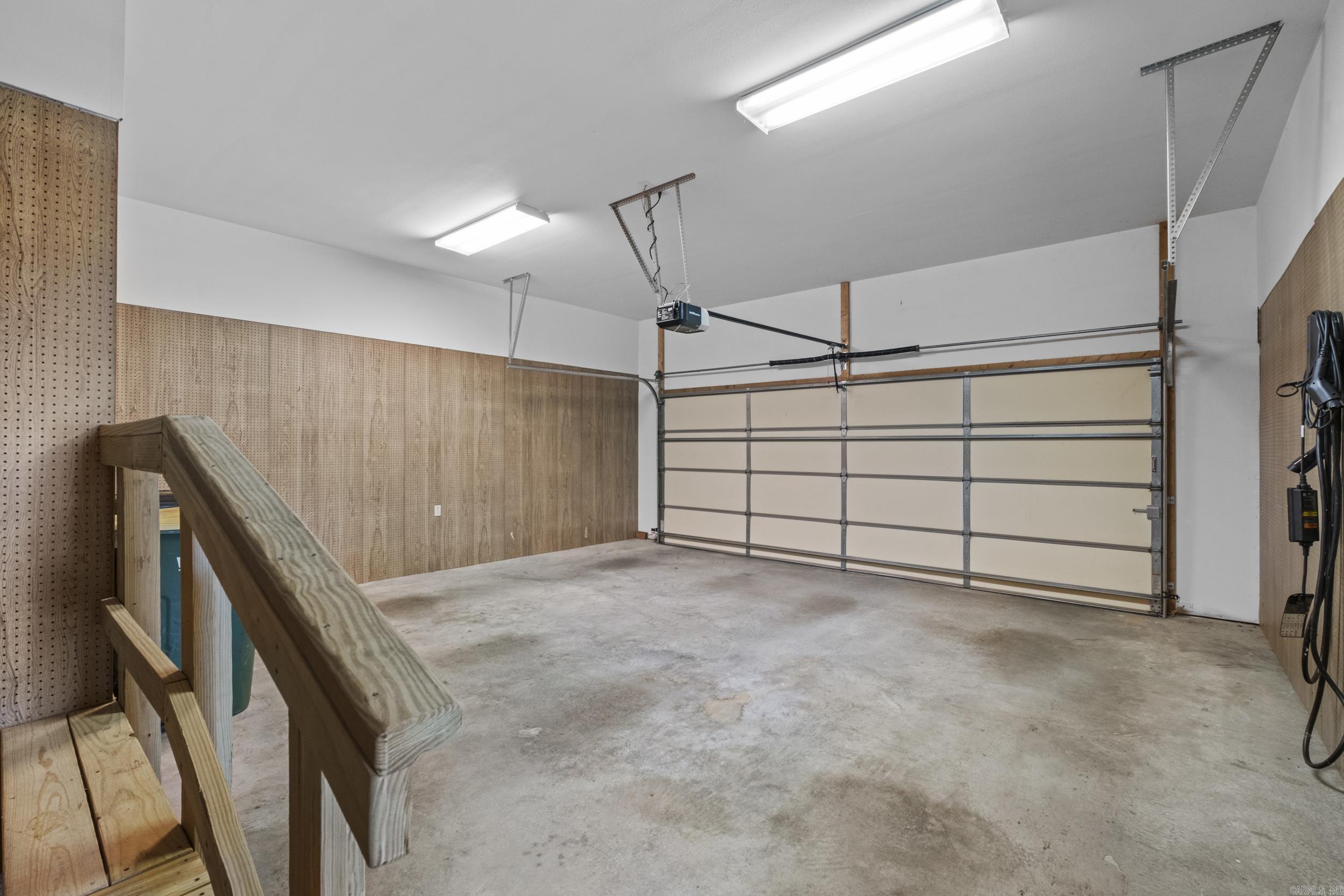 MILLERS CROSSING - Residential