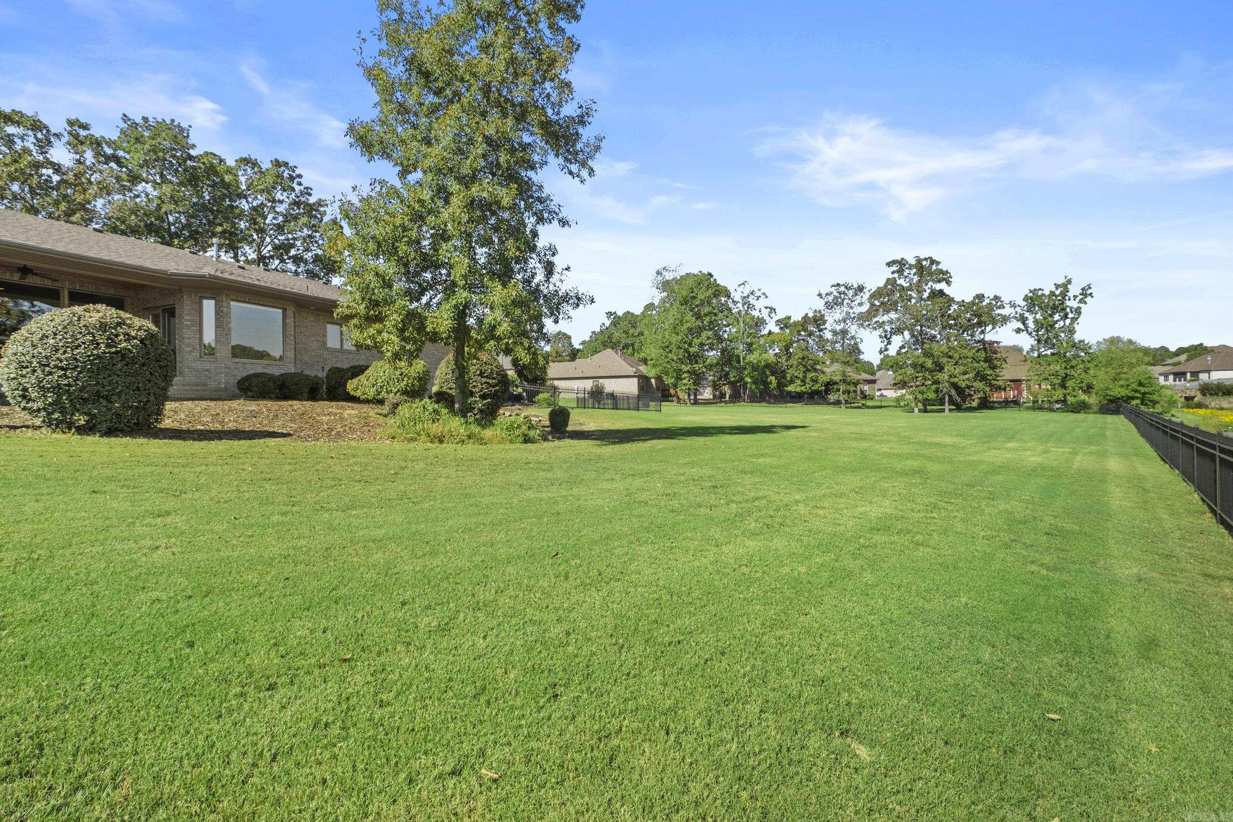 MILLERS CROSSING - Residential