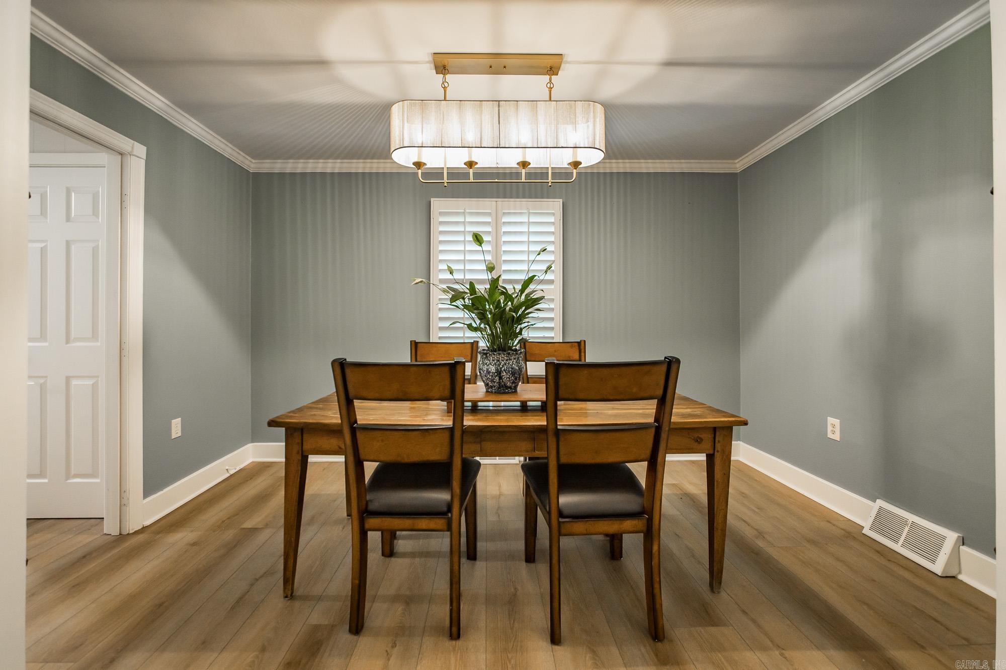 LEAWOOD HEIGHTS - Residential